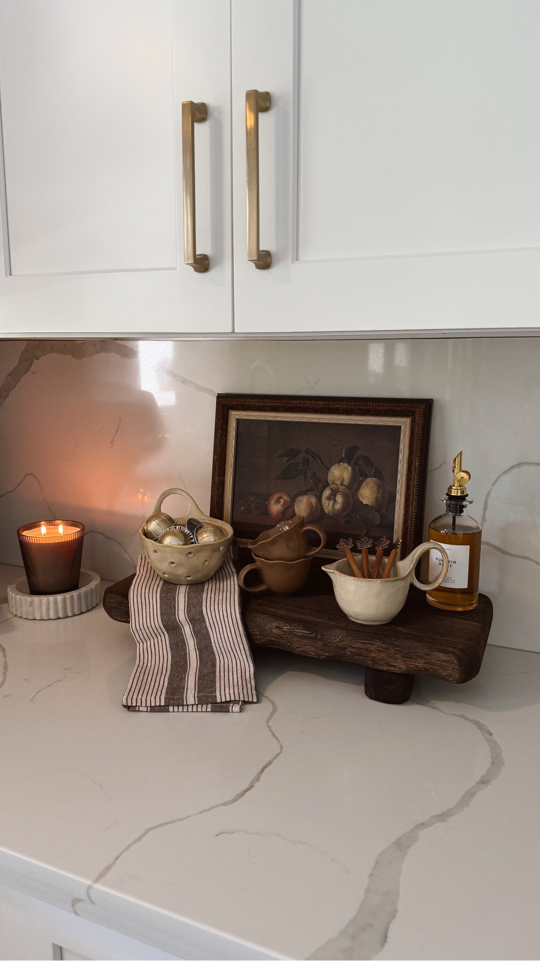 Cozy fall coffee bar 🍂🤎☕️

#coffeebar #falldecor #fall #target

#LTKSeasonal #LTKHome