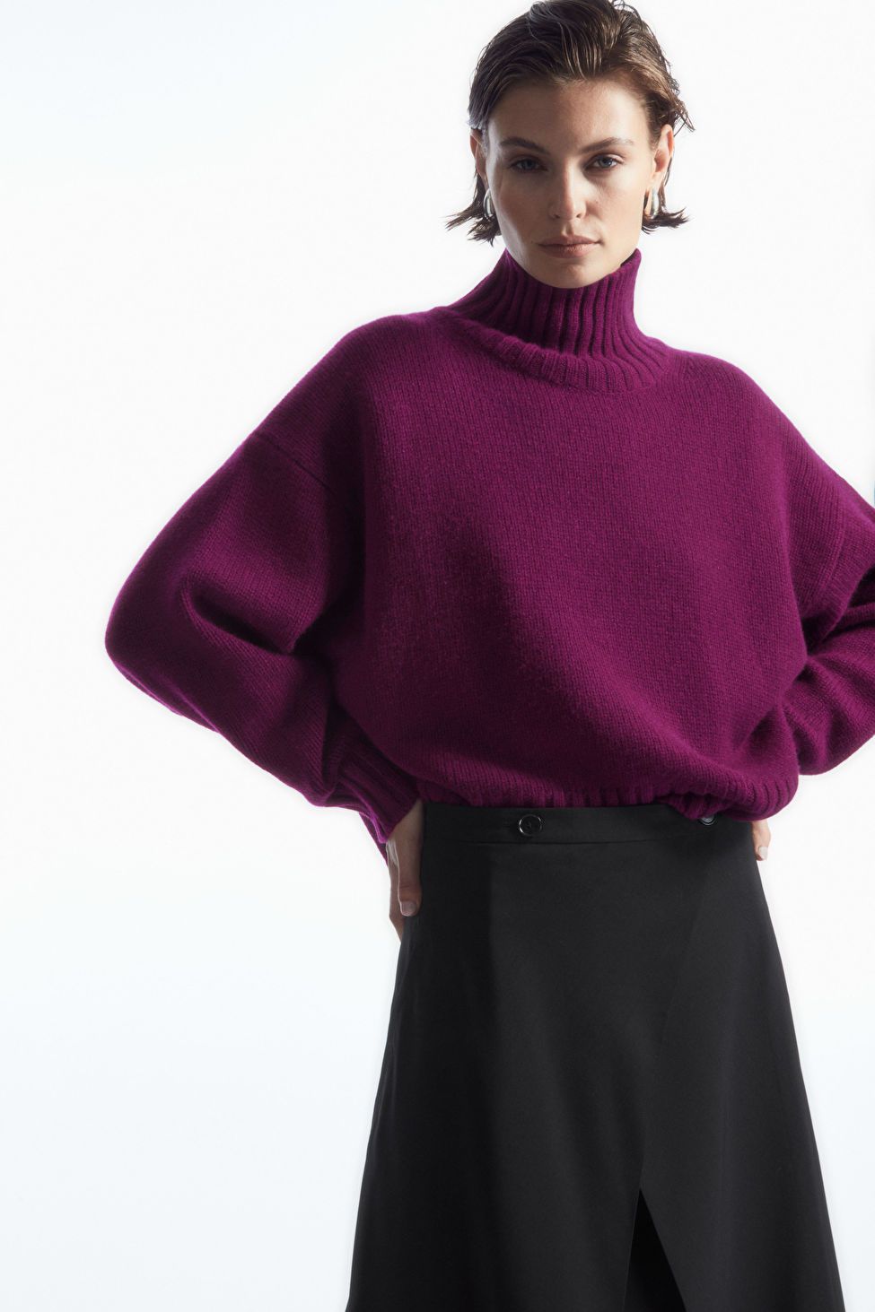 CHUNKY PURE CASHMERE TURTLENECK JUMPER | COS (EU)