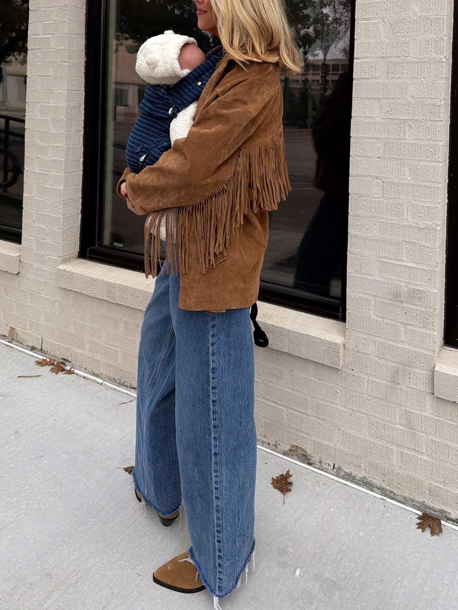 jacket: blankNYC 
denim: abercrombie 
carrier: portier
