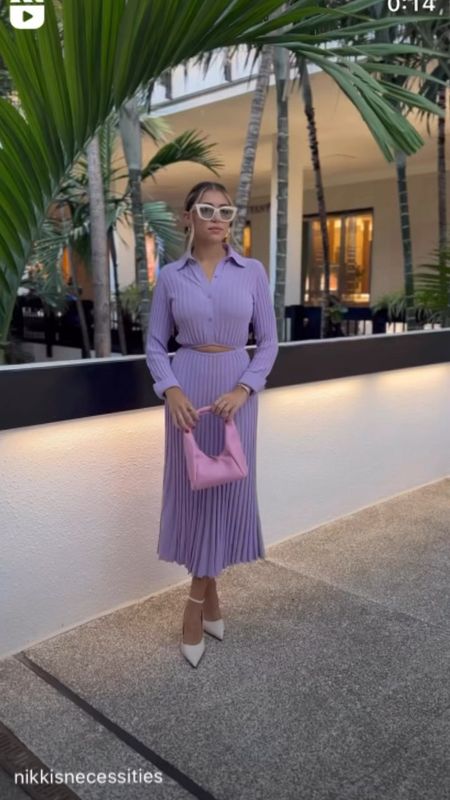 Full look from Scanlan Theodore at @BalHarbourShops 🤍 known for their amazing crepe knit fabrics and perfect pleats. 

Scanlan Theodore 
Bal Harbour shops 
Pink purse
Lilac dress 
Cat eye glasses 
Pearl glasses 
White pumps 
Pump with ankle strap 
Designer brands 
Designer favorites 
Work outfit inspo 
Work to brunch 
Transitional outfits 
Purple dress 
Lilac dress 
Color blocking 


#LTKstyletip #LTKSale #LTKworkwear