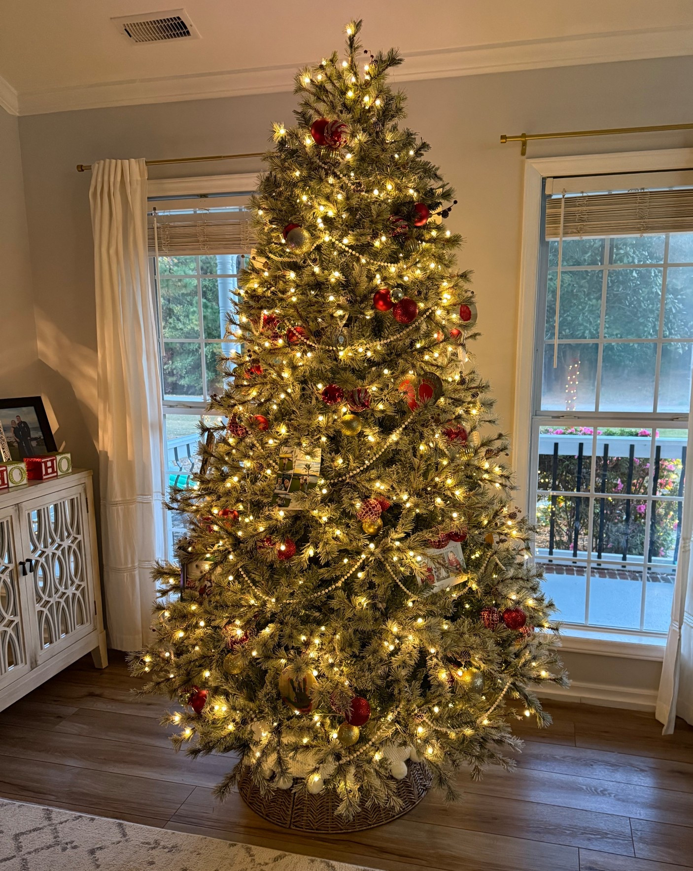 Obsessed with our tree from Lowe’s 

#LTKHoliday #LTKCyberWeek #LTKHome