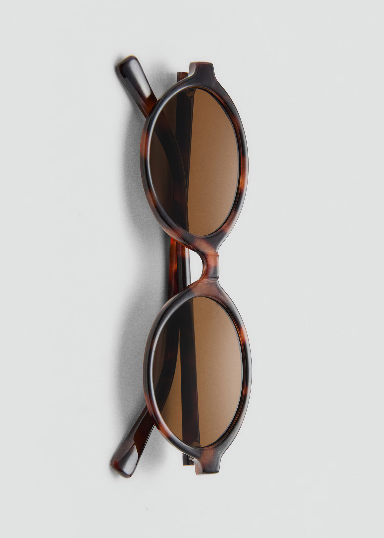 Thin-frame sunglasses - Women | MANGO United Kingdom | MANGO (UK)