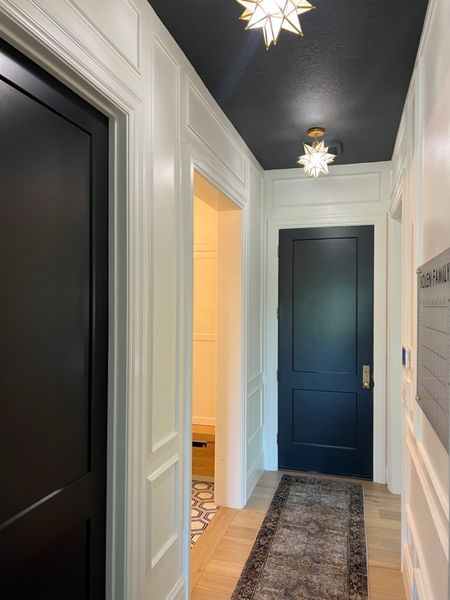 In my most recent blog post I give tips on how to transform your hallway. And Wayfair has everything you need to recreate this hallway look!

#wayday #wayfair

#LTKFind #LTKhome