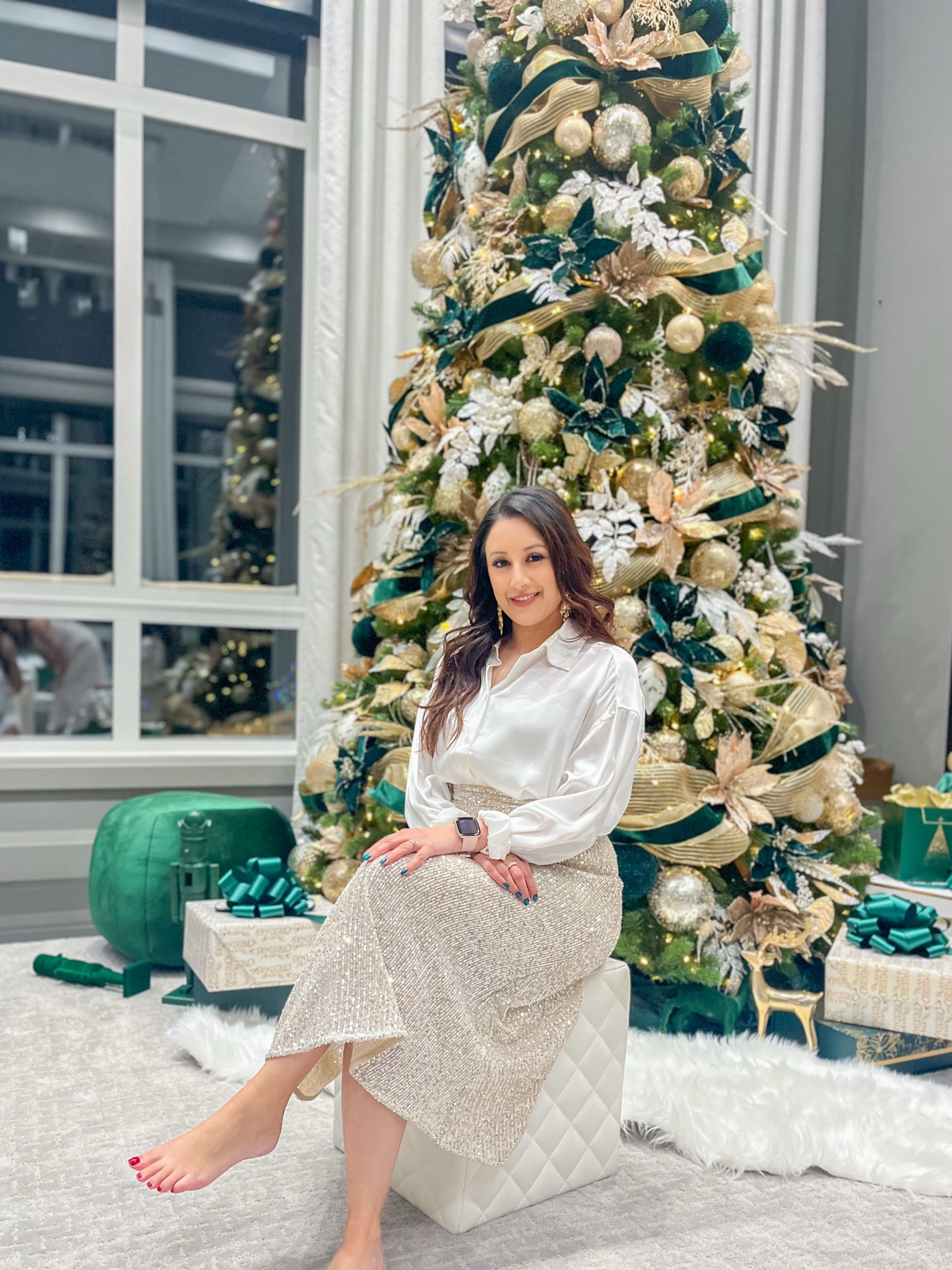 Holiday outfit
Work party 
Sequins is in! 
Wearing xs 

Happy shopping 🛍️ 

#LTKstyletip #LTKpartywear #LTKsale