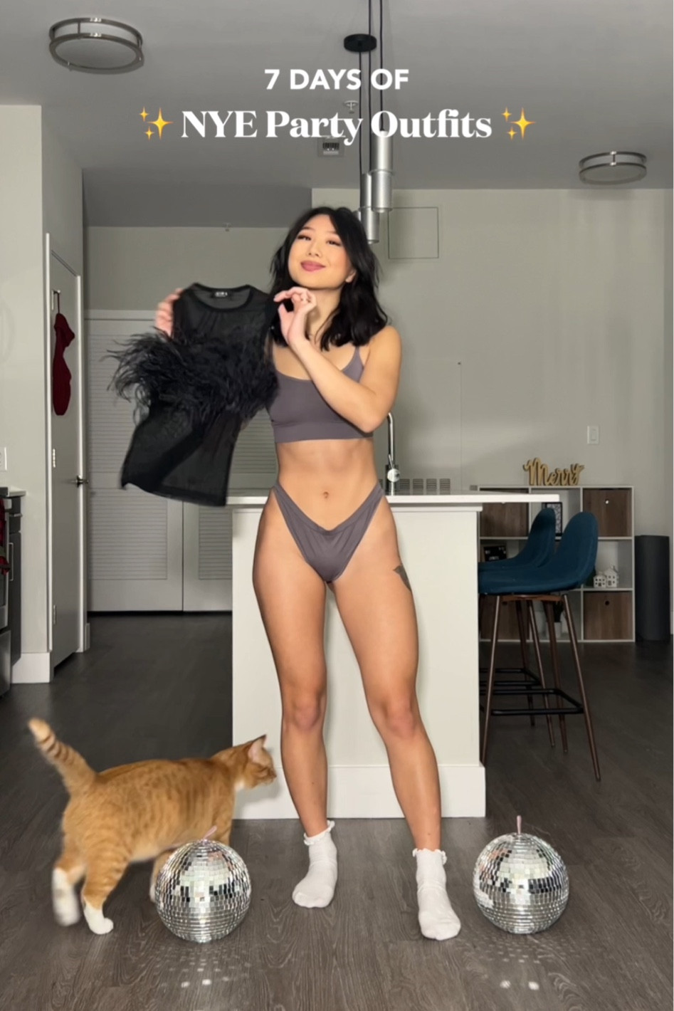 Set: size XS
Top: Akira, can’t link