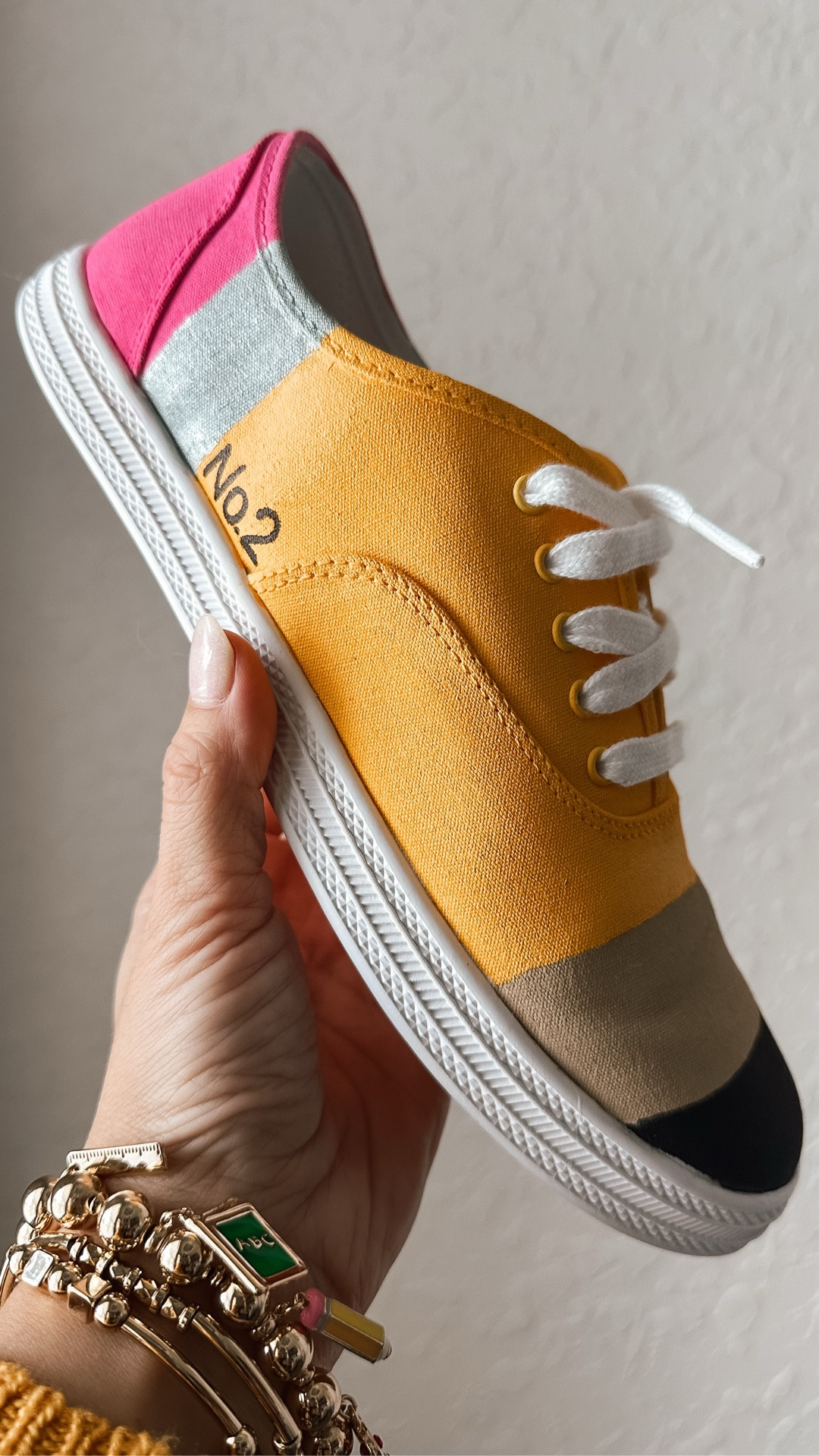 Teacher Shoes | Teacher Style | Easy DIY

#teacherlife #elementaryteacher #teacherstyle #targetstyle #teacherstyle #easydiy

#LTKFindsUnder50 #LTKShoeCrush #LTKStyleTip