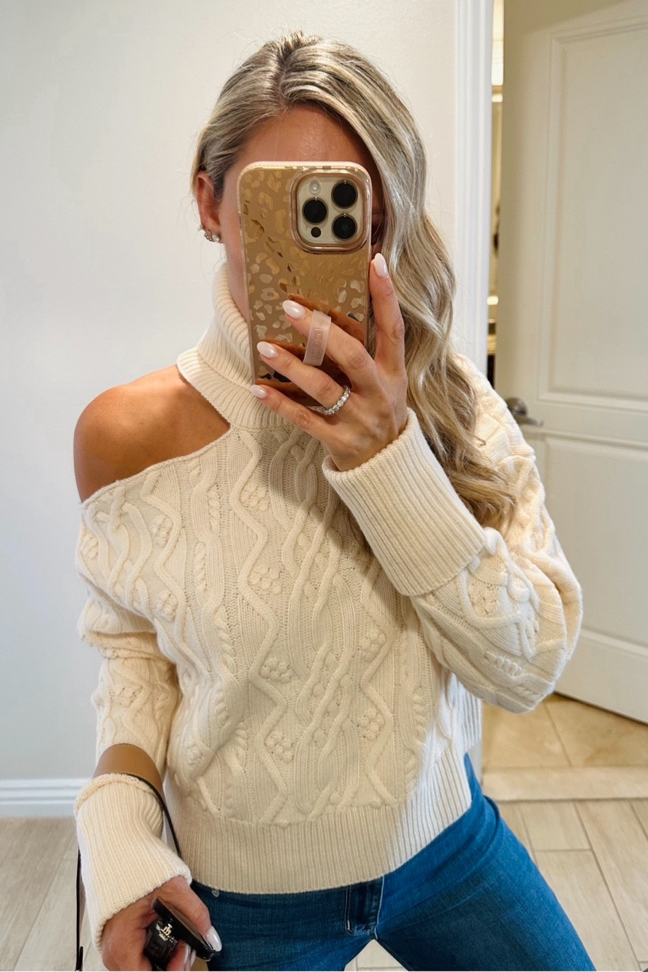 My Paige sweater on sale!!!

#LTKunder100 #LTKSale #LTKsalealert