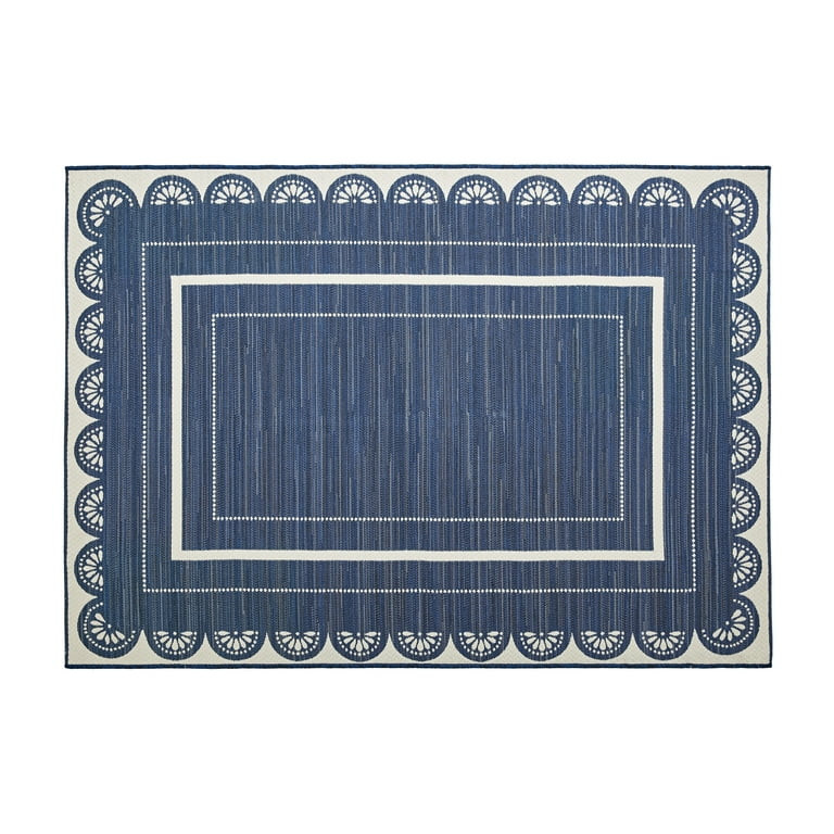 The Pioneer Woman 6' x 9' Navy & Cream Scallop Outdoor Rug - Walmart.com | Walmart (US)