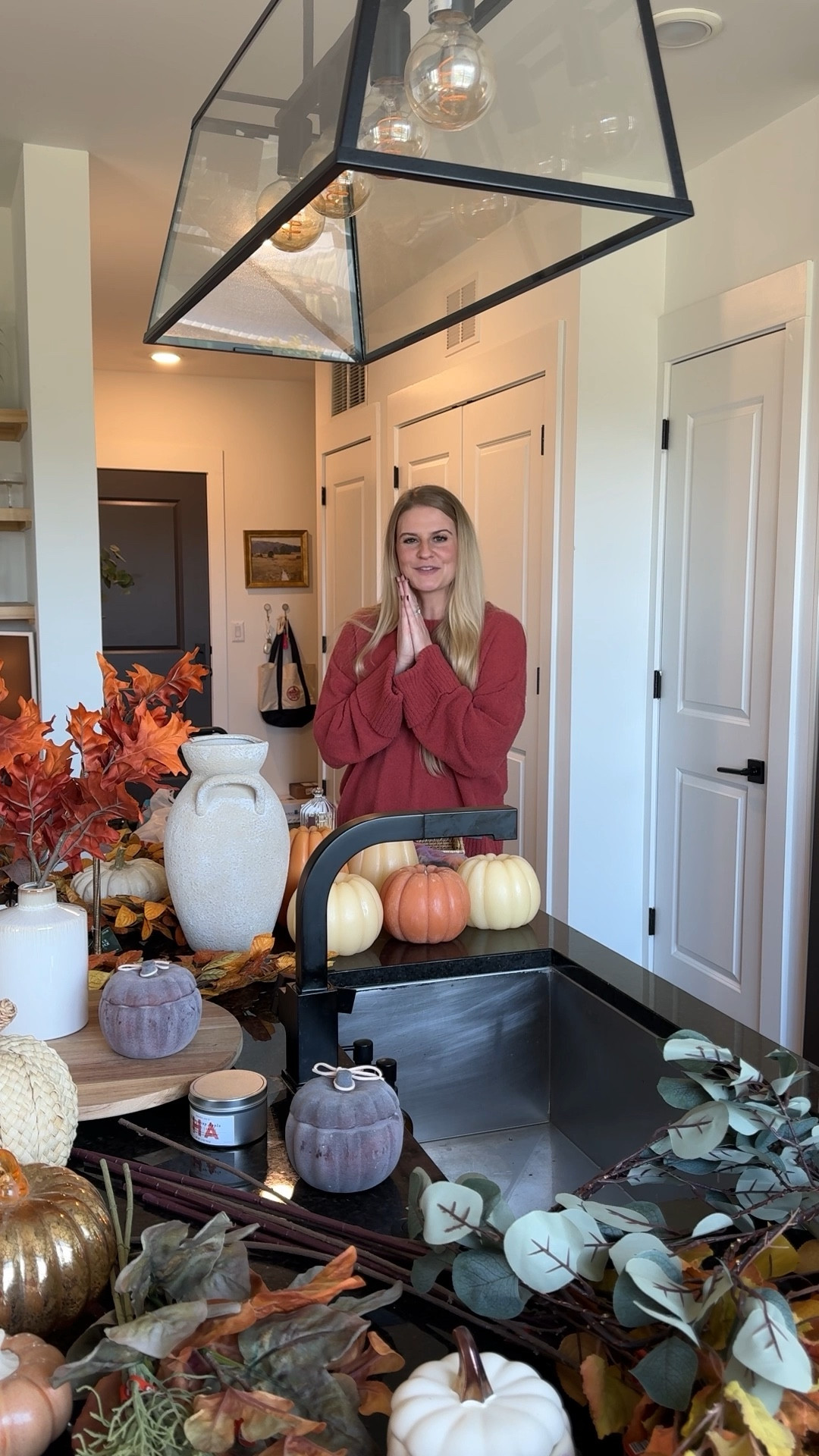the apartment feels so cozy now 🍂🤎🧸

Home decor, seasonal decor, fall decor, apartment home decor, decorate with me

#LTKSeasonal #LTKHome #LTKFallSale