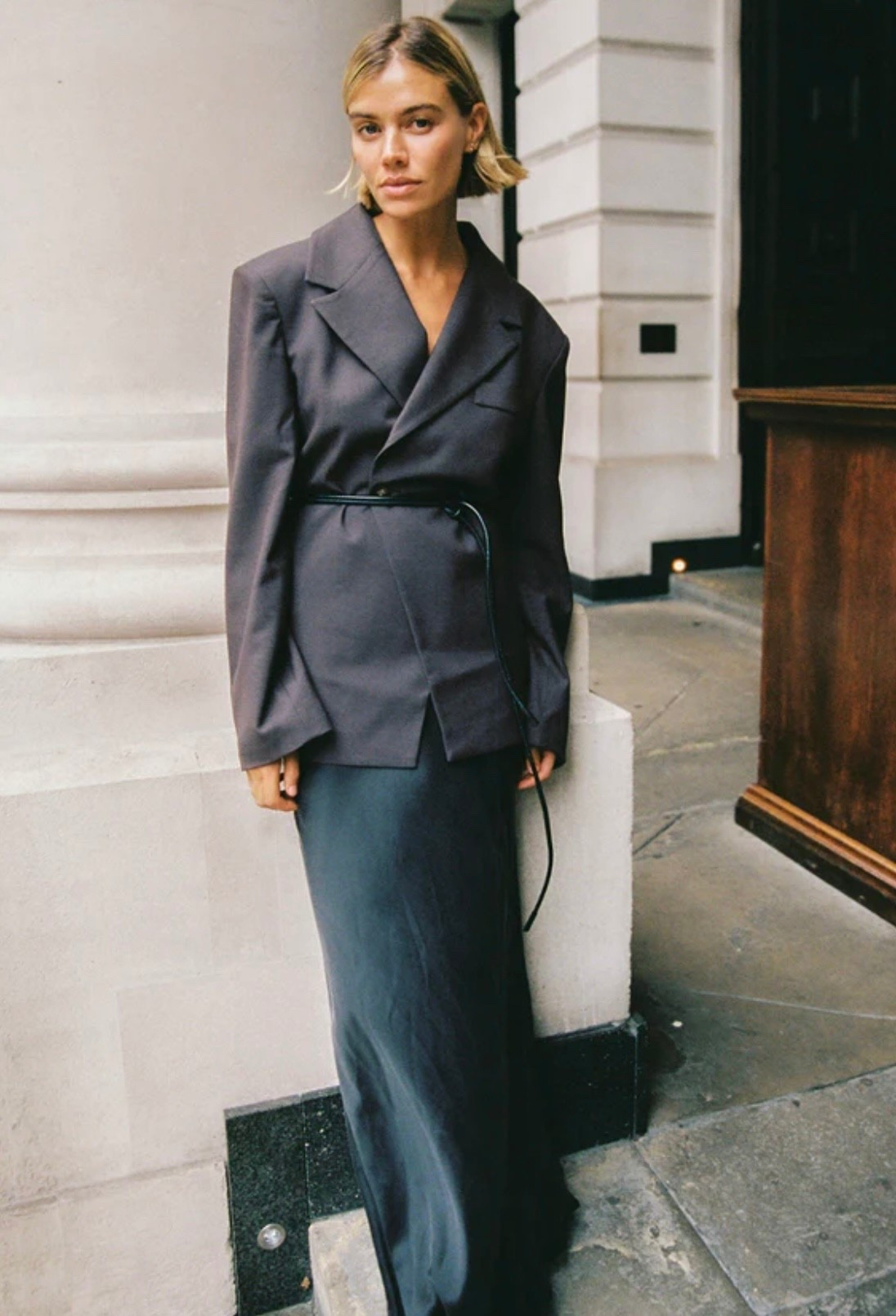 I absolutely love this black satin maxi skirt from Dissh. It looks great with this blazer but an oversized chunky knit sweater would also look really good! 😍 

Thanksgiving outfit, work outfit , office outfit, holiday outfit, holiday party outfit, blazer and skirt outfit, silk skirt outfit 

#LTKParties #LTKHoliday #LTKStyleTip