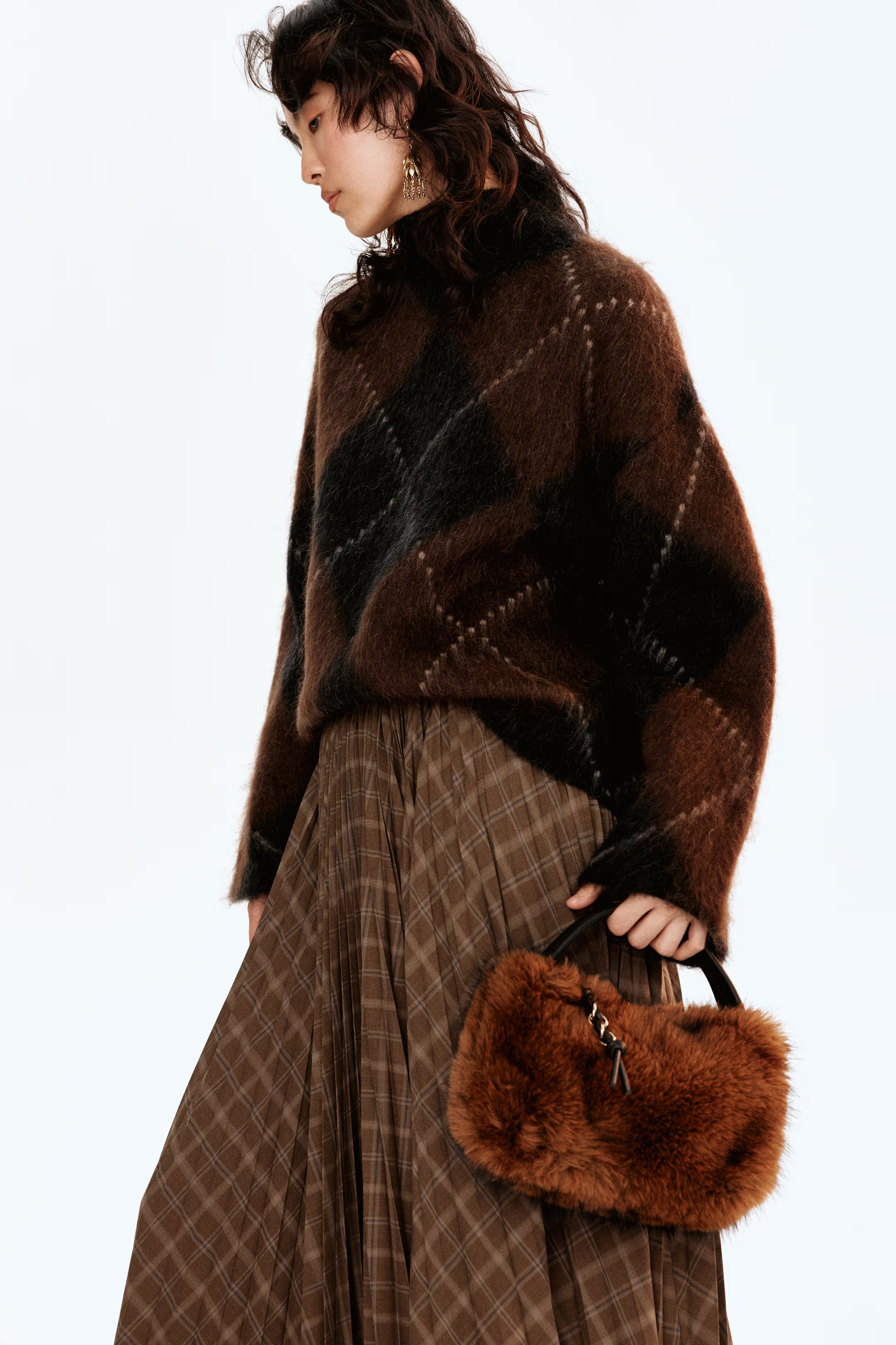 Pleated circular skirt | H&M (UK, MY, IN, SG, PH, TW, HK)