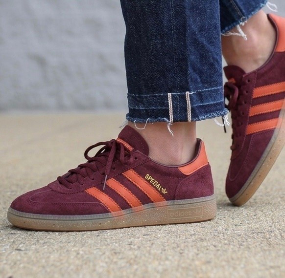Adidas sneakers 50% off