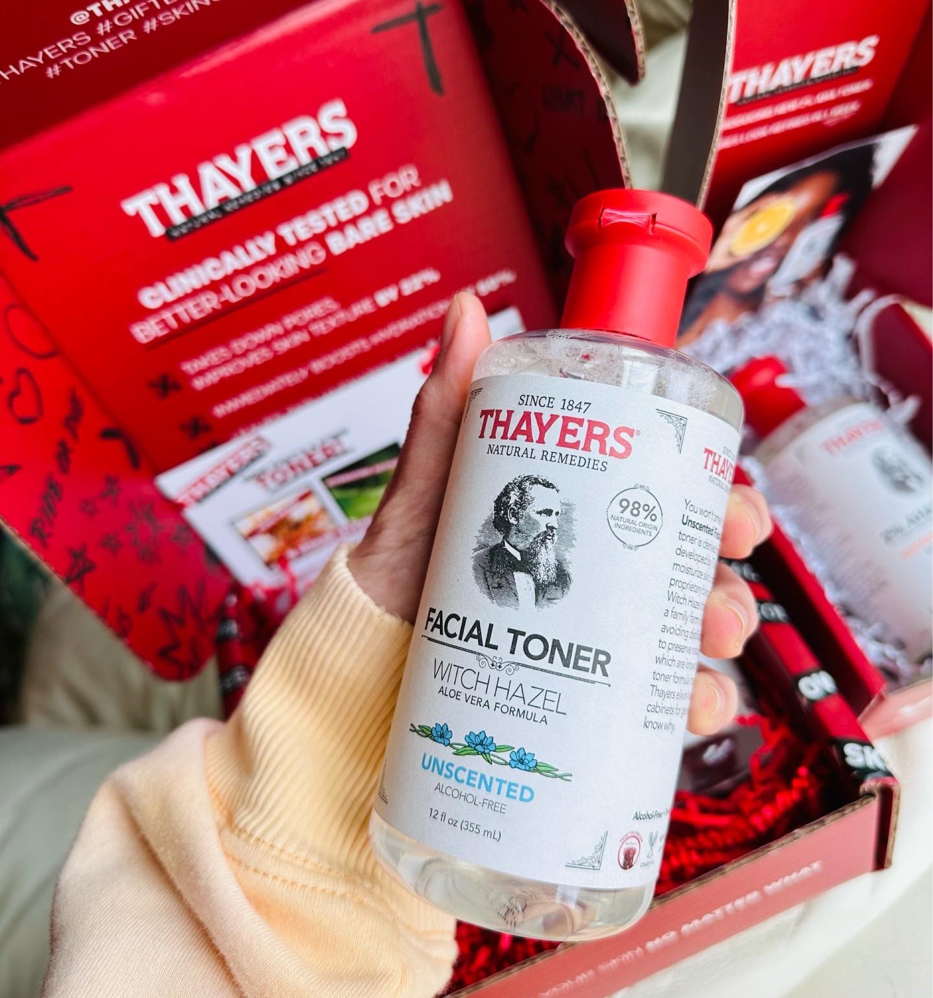  I’ve been using it for years. Since my skin is sensitive and prone to acne, I use it as a mask to hydrate my skin and reduce redness.😎💕


#toner #targetfind #walmartfind #amazonfind #skincare

#LTKFind #LTKbeauty #LTKsalealert