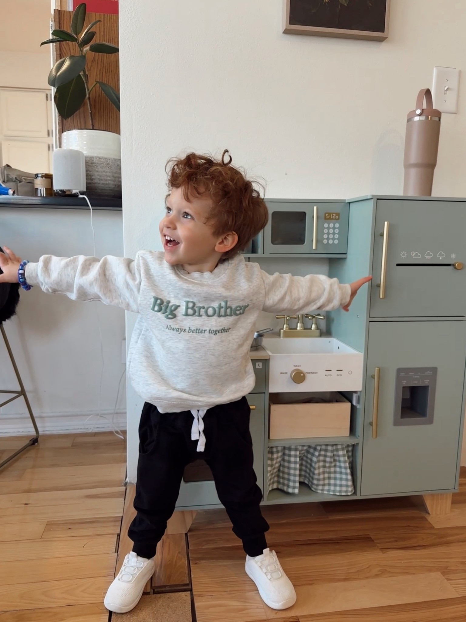 Toddler boy outfit of the day! Big brother graphic crew neck sweatshirt, black joggers and white Amazon sneakers! 👟 

#LTKKids