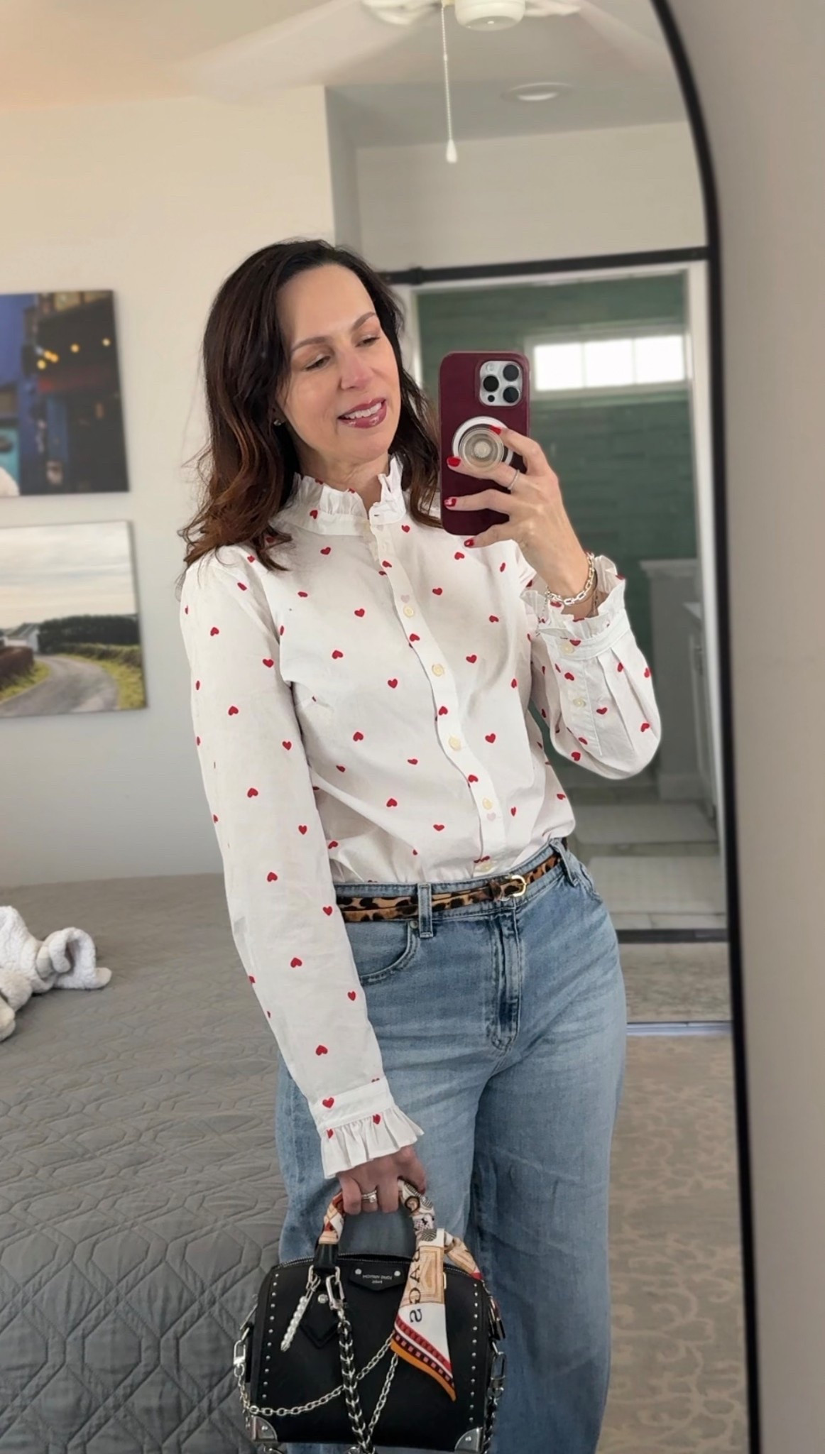 Feelin theove ❤️

#LTKOver40 #LTKootd #LTKValentine