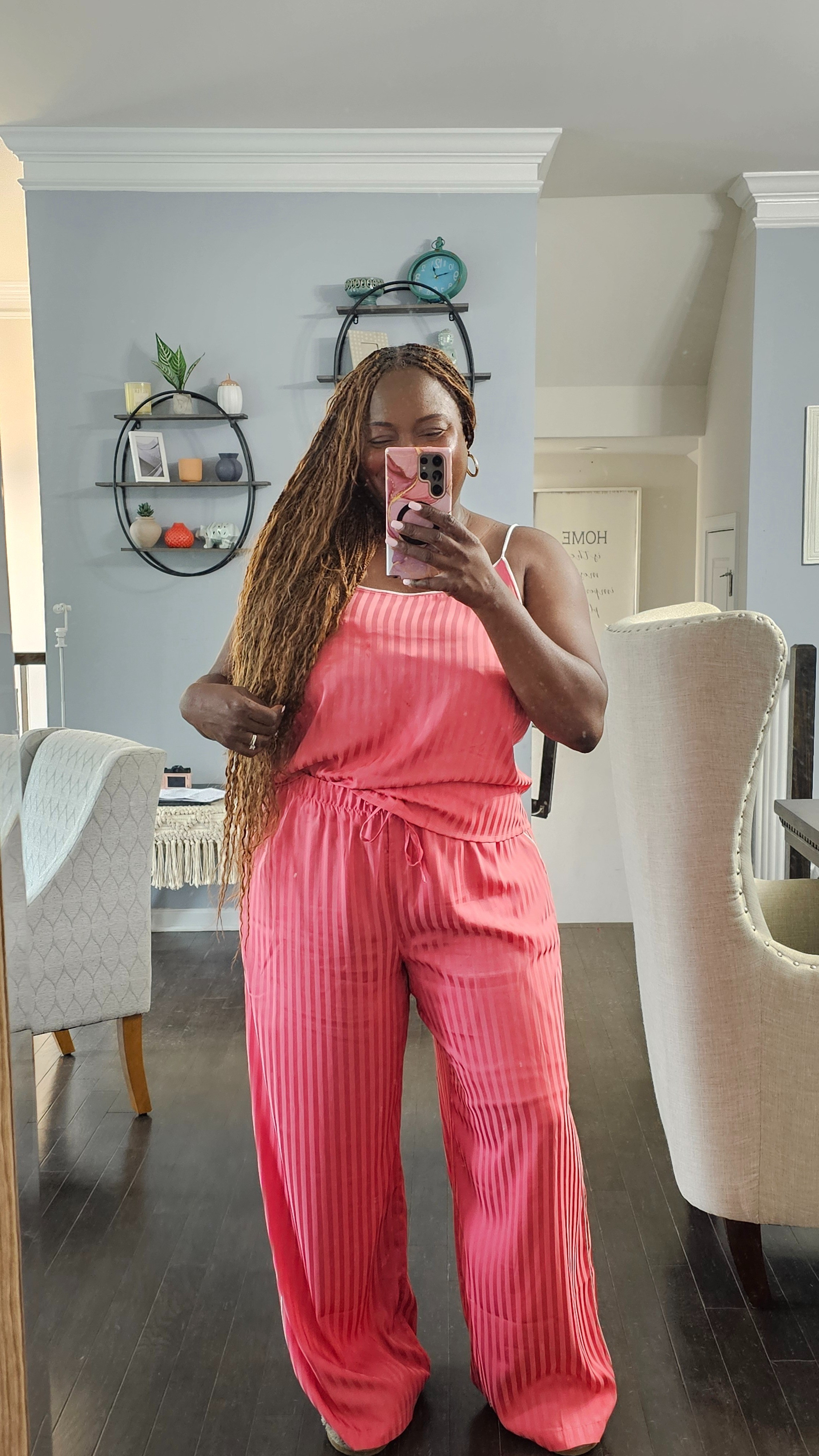 When pajamas make you feel like that girl, even at home.

