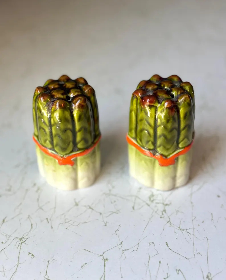 Vintage Ceramic Majolica Asparagus Salt & Pepper Shakers | Italy | Etsy (Global)