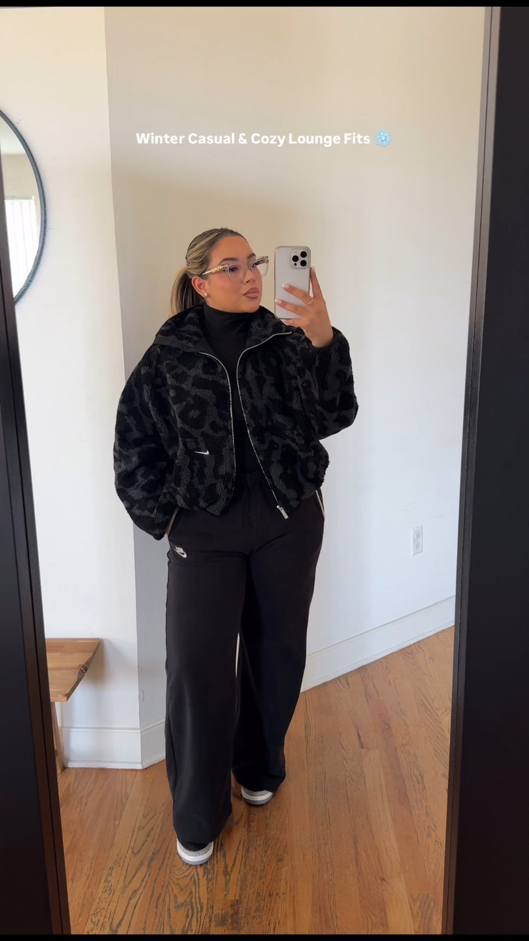 Some cute and cozy finds ❄️ some sizing below ⬇️ 

Nike Sherpa: M 
Nike Fleece Sweats: M 
Brown Sherpa: M 
Black sweats: M
Nike Camo Joggers: Size S(run big)
Red Hoodie: M 
Red Sweats: L 

#LTKMidsize #LTKSeasonal