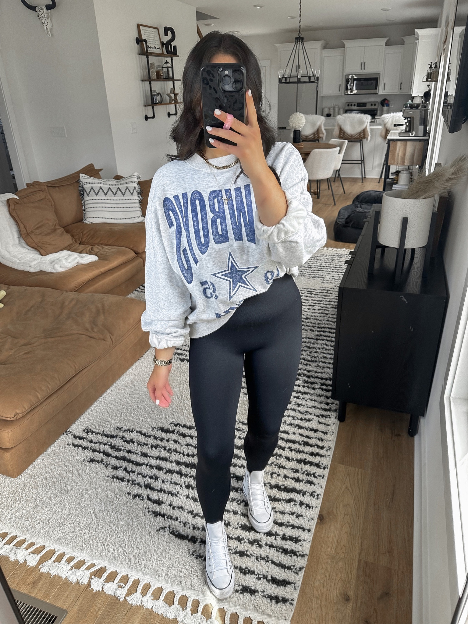 Jumpsuit — small
Sweatshirt — small

comfy fall outfit | nfl sweatshirt | graphic sweatshirt | oversized sweatshirt | activewear jumpsuit | platform converse sneakers | fall errands outfit 

*belts linked are what I used to tuck the sweatshirt up into! 



#LTKfindsunder100 #LTKfindsunder50 #LTKshoecrush