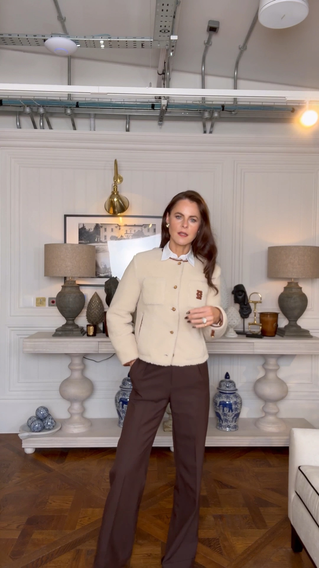 I think this might just be the chicest cosy jacket for spring - don’t you? 🤎

Introducing the Alcroft Jacket - made for the softest teddy borg fabric and lined with a gorgeous faux leather trim. I am just obsessed x 

Perfect for every day - I think I’ll be living in this jacket this spring x

I’d love to hear what you think of this design! Let me know in the comments 💬

How would you wear her?