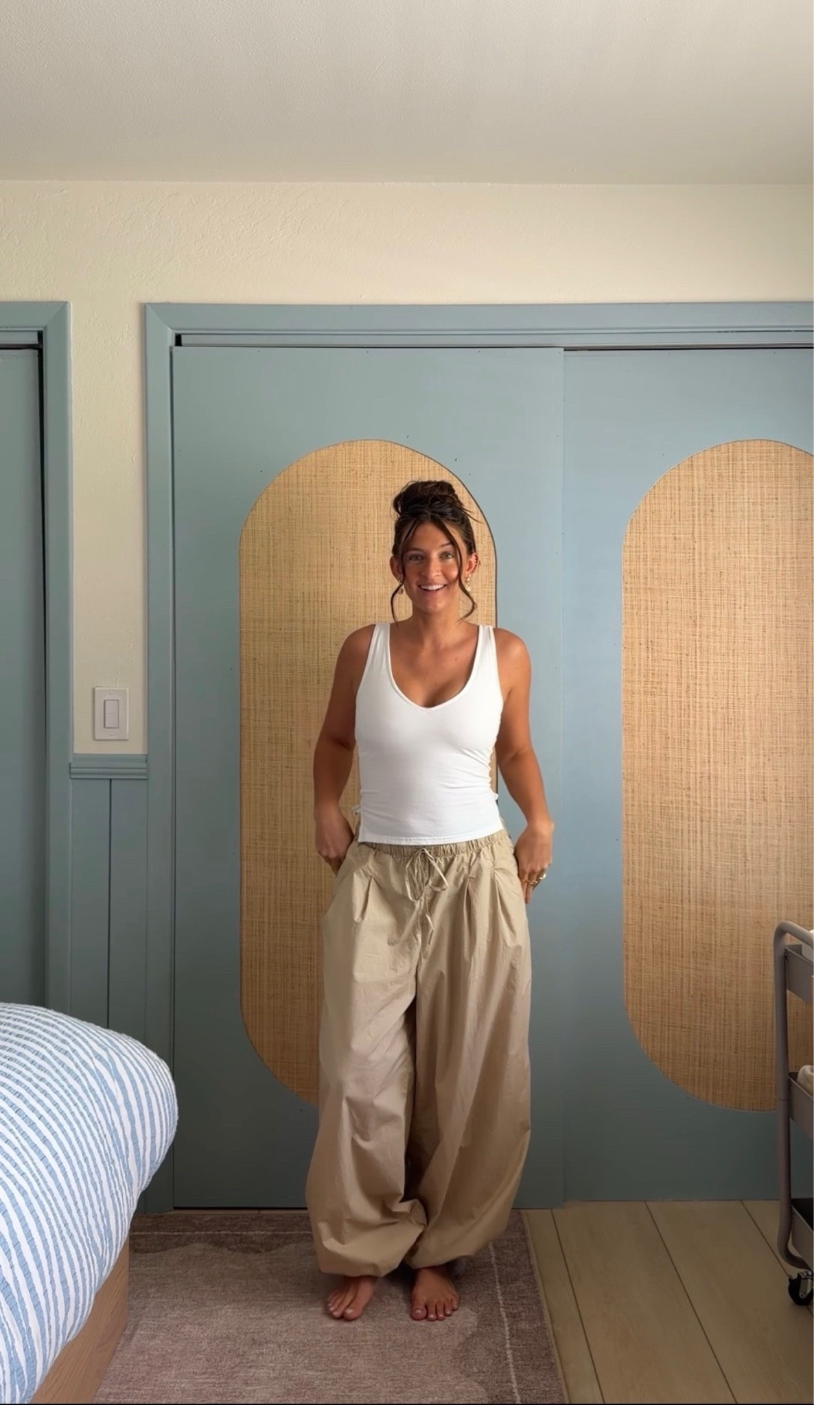 entire fit is aerie! love these new bra free tanks

#LTKgrwm #LTKootd