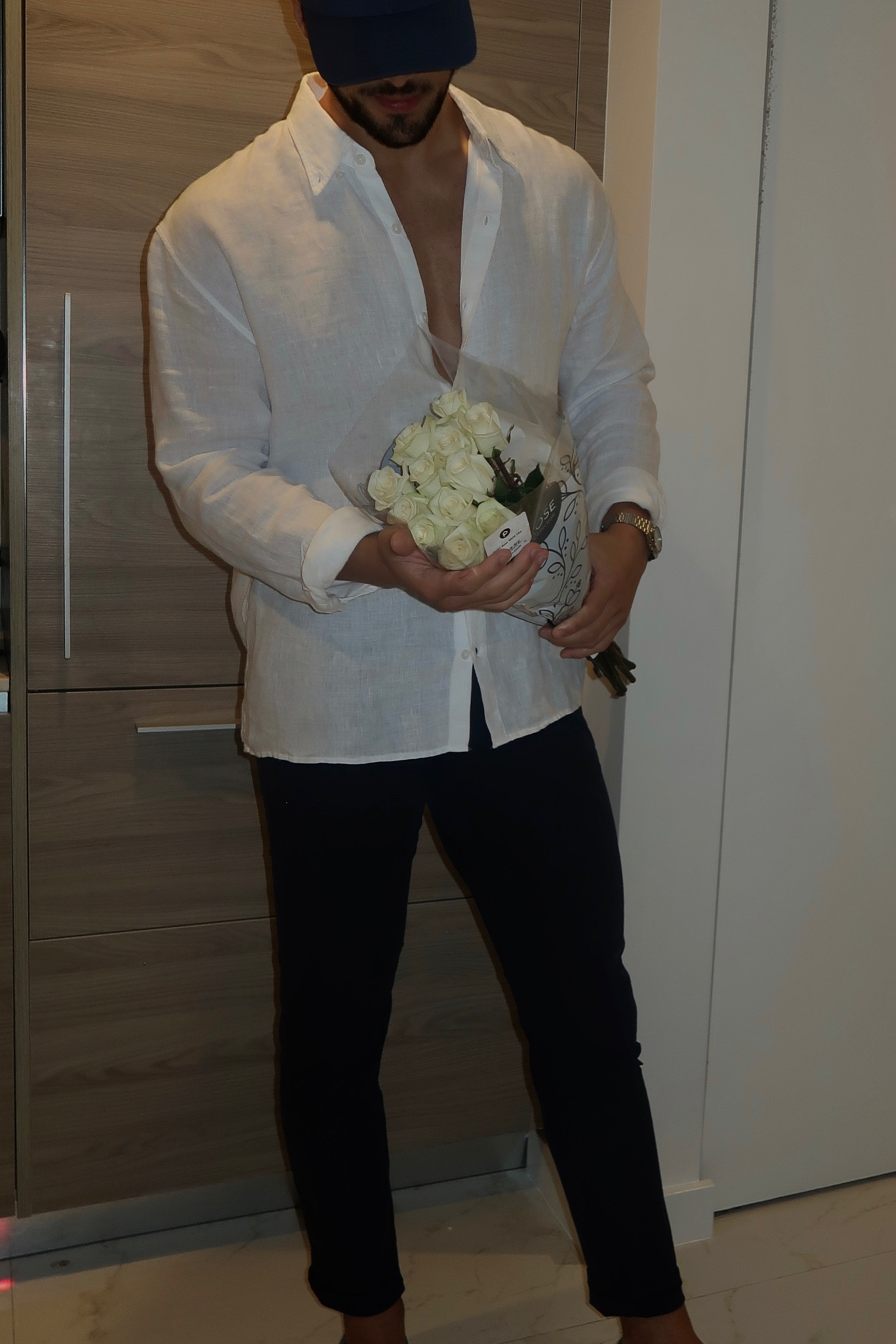 top- linked
bottoms- linked (mikey is 6’4 and wears the 34’ length, shorter lengths is available)