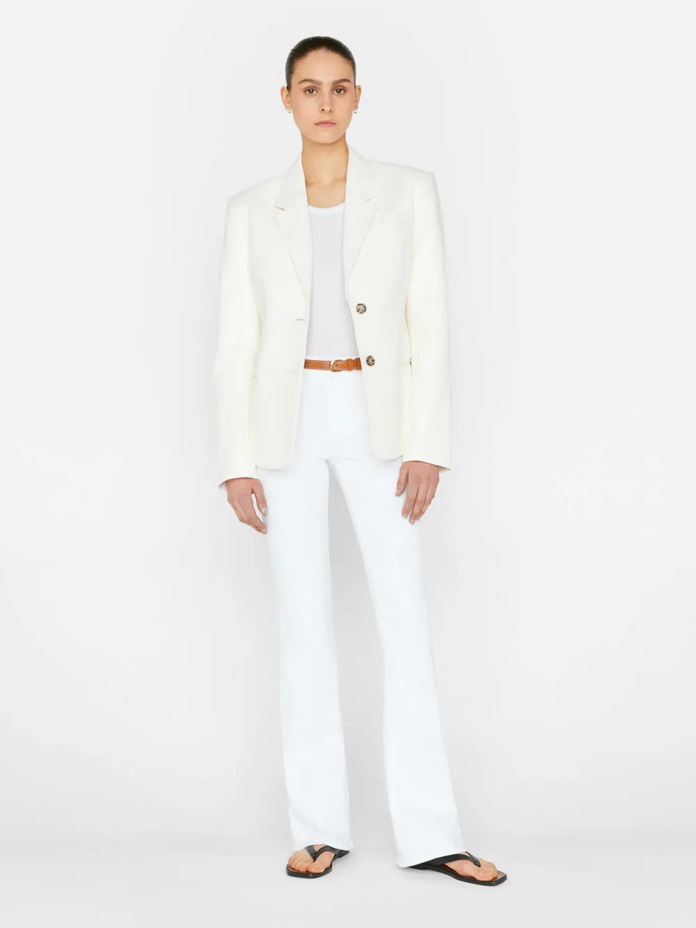 Le High Flare  in  Blanc | Frame Denim