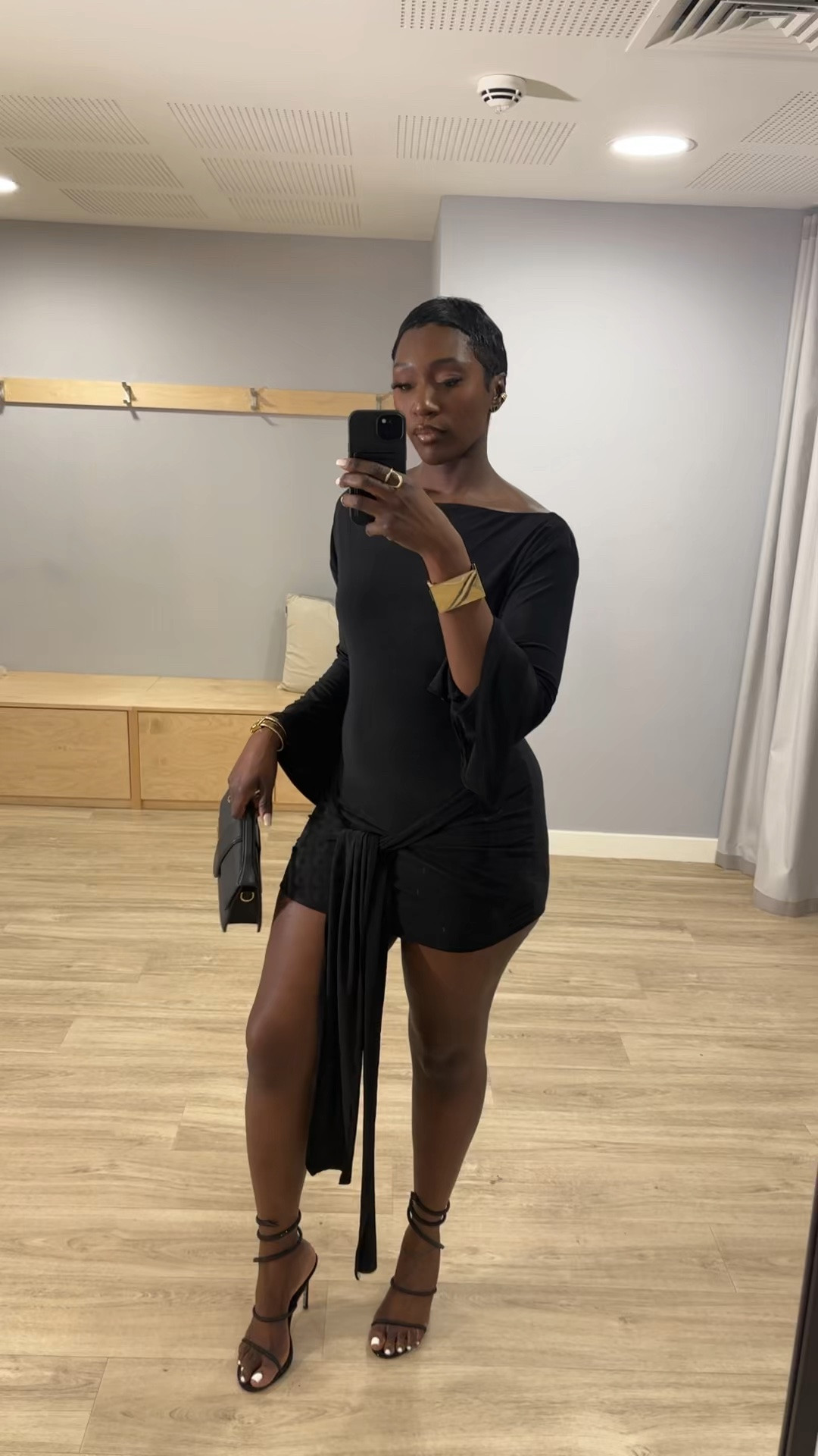 A little black dress moment never misses 🖤

#LTKstyletip #LTKdatenight #LTKpartywear