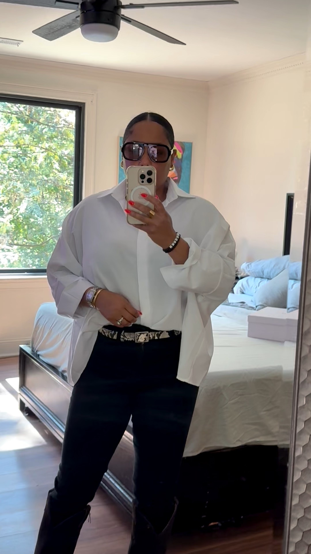 Crisp Button Down that's  under $40 dollars. Love the versatility of a classic white button down. 

#LTKWorkwear #LTKFindsUnder50 #LTKU