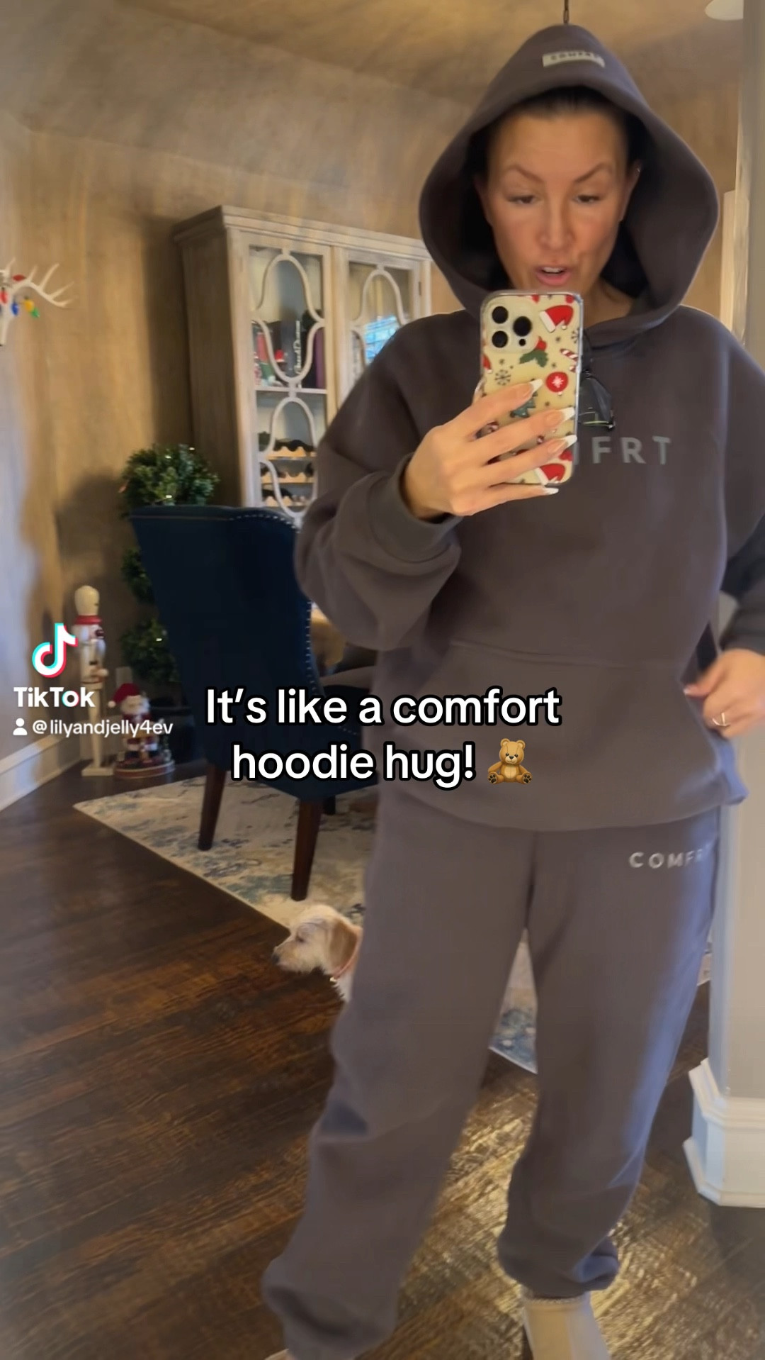 So cozy & comfy! My fave sweatsuit right now!

#LTKGiftGuide #LTKStyleTip #LTKSeasonal