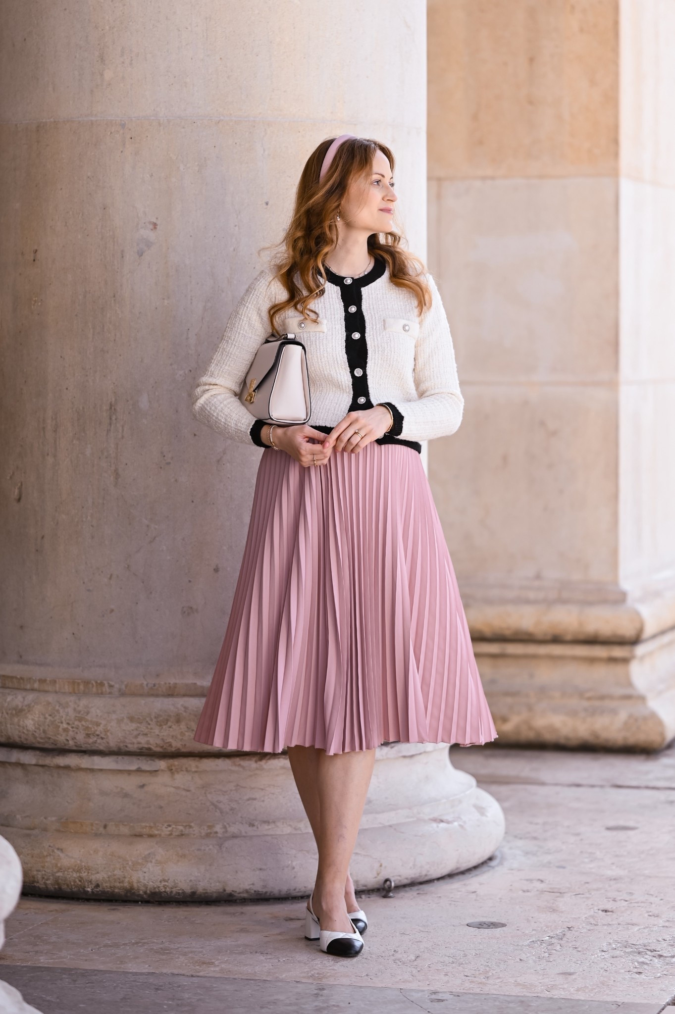 The moments vs. the photos 🎀

White boucle cardigan with black contrast hem – Mango
Pink pleated midi skirt – Chicwish 
Quite quilted slingback pumps with black contrast toe cap – Dune London
White classic top handle handbag – Asos
Pink headband – Etsy

If any of these aren’t current or available, I’ve linked alternatives. 🤍

#LTKFashionMonth #LTKeurope #LTKautumn