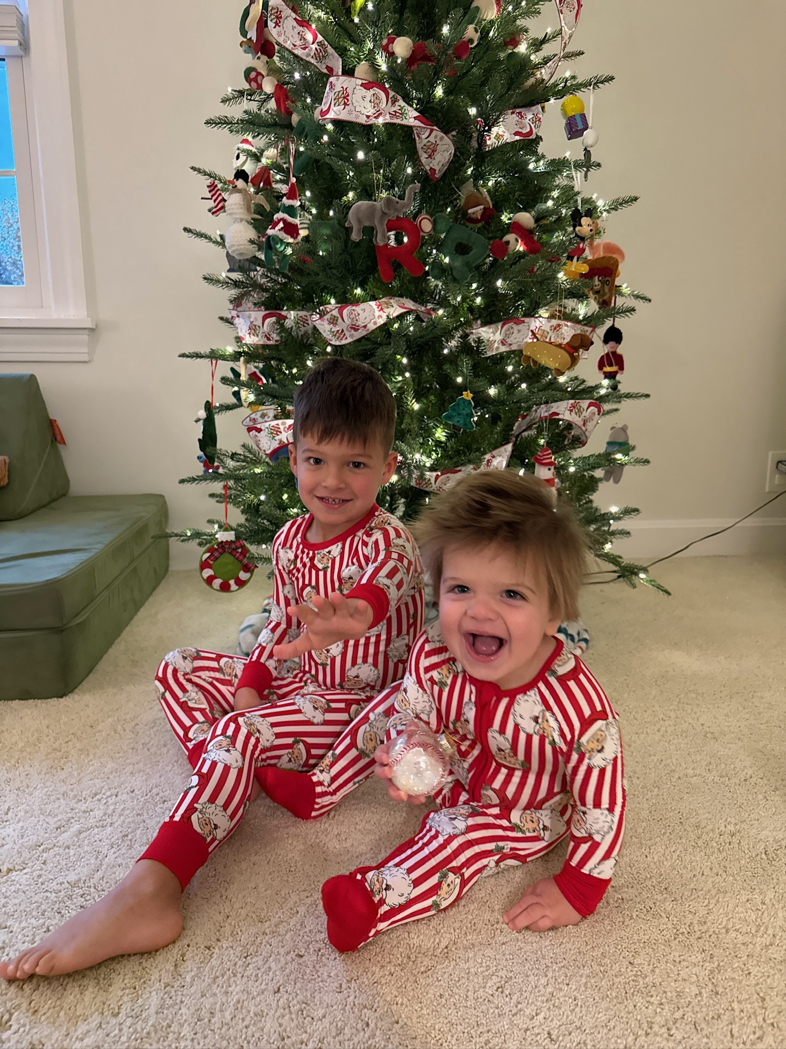 code GWHITE for $$ off!

caden lane, caden lane code, promo code, caden lane discount, christmas pjs, christmas kids collection, christmas pj sets, boy mom, Grace White 

 