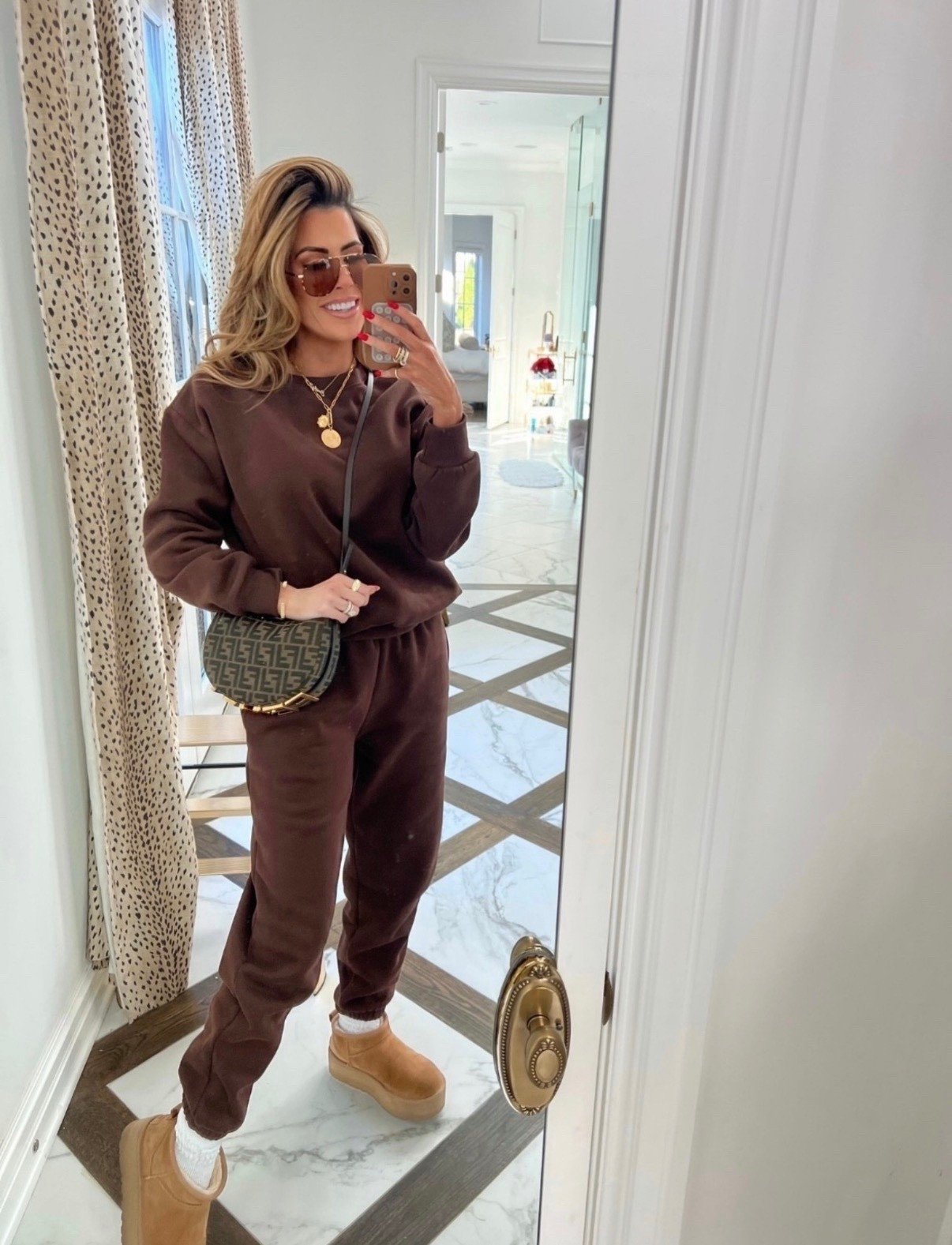 Wearing a size small! 

Amazon finds, Amazon fashion, Brown set, Sweatsuit, Loungewear, Amazon set, matching set, Ugg boots, fall fashion, winter fashion, joggers, women’s matching set, Emily Ann Gemma 

#LTKActive #LTKFindsUnder50 #LTKootd