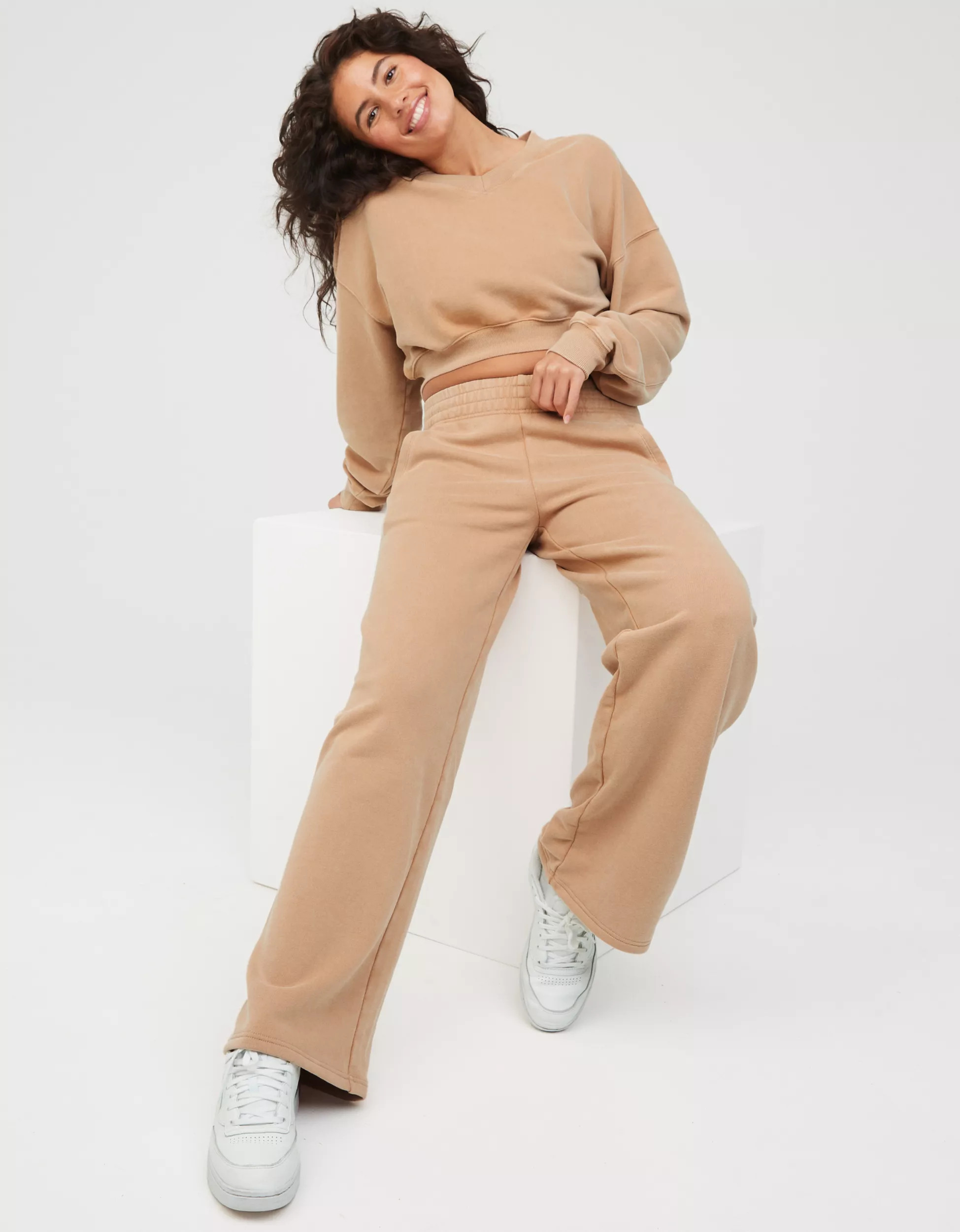 OFFLINE By Aerie Throw-Back Fleece Wide Leg Pant | American Eagle Outfitters (US & CA)