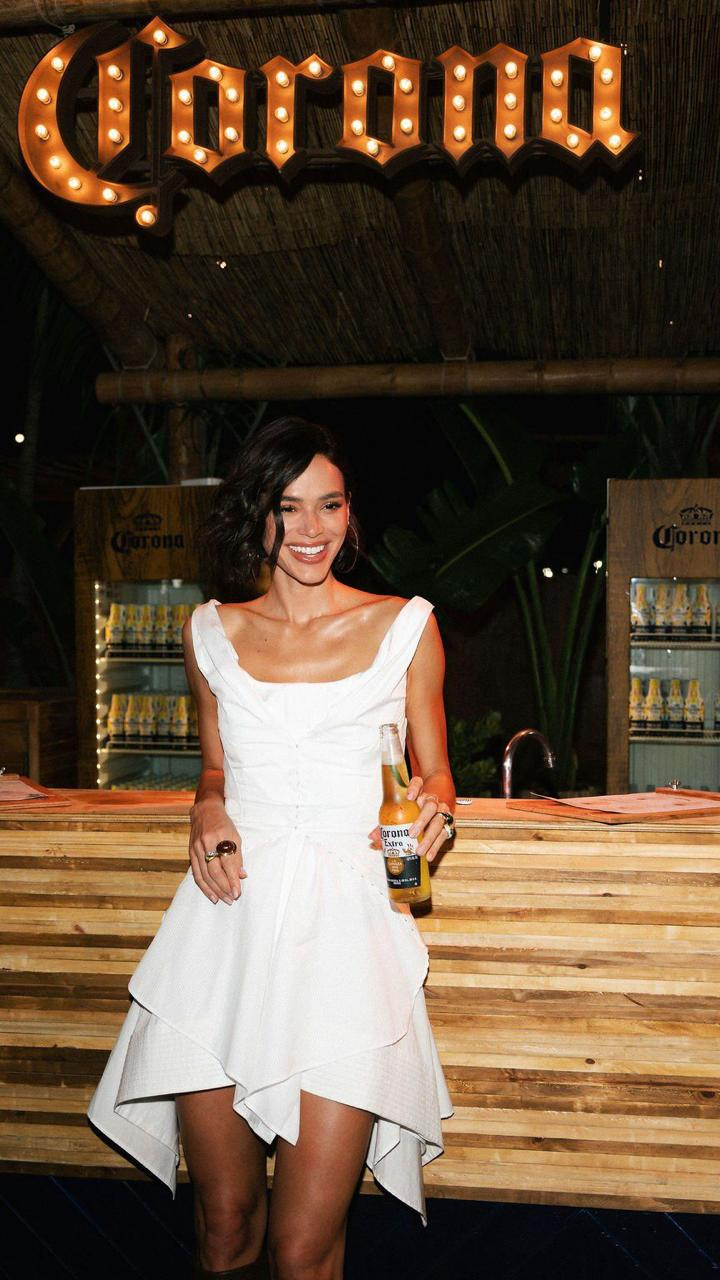 Compre o look usado por Bruna Marquezine no show da Shakira.  

 #LTKbrasil