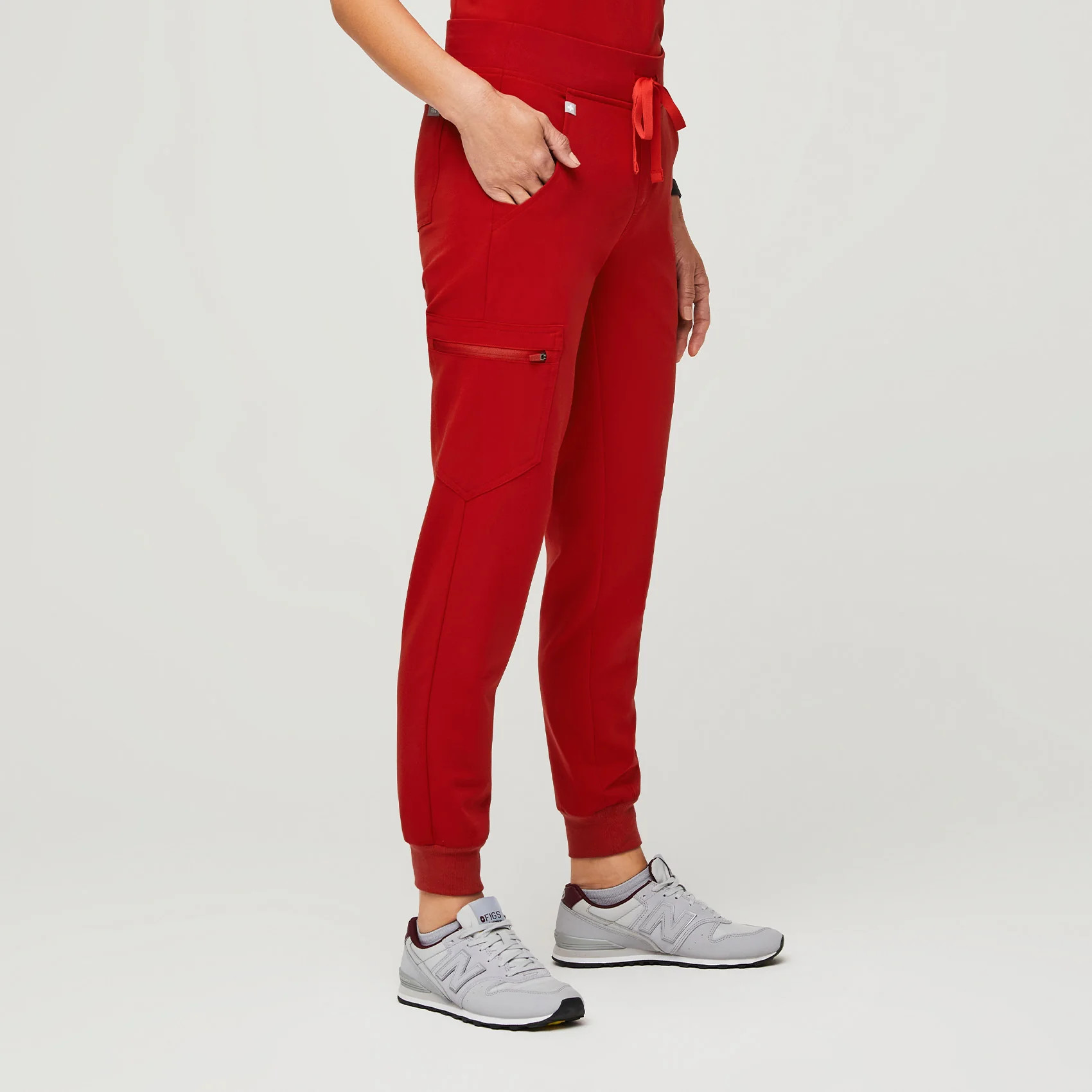 Women's Zamora™ Jogger Scrub Pants - Winning Red · FIGS | FIGS