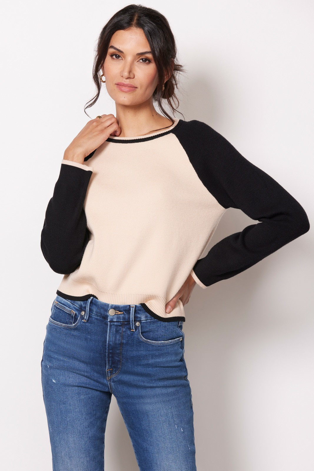 MONROW Colorblock Raglan Pullover | EVEREVE | Evereve