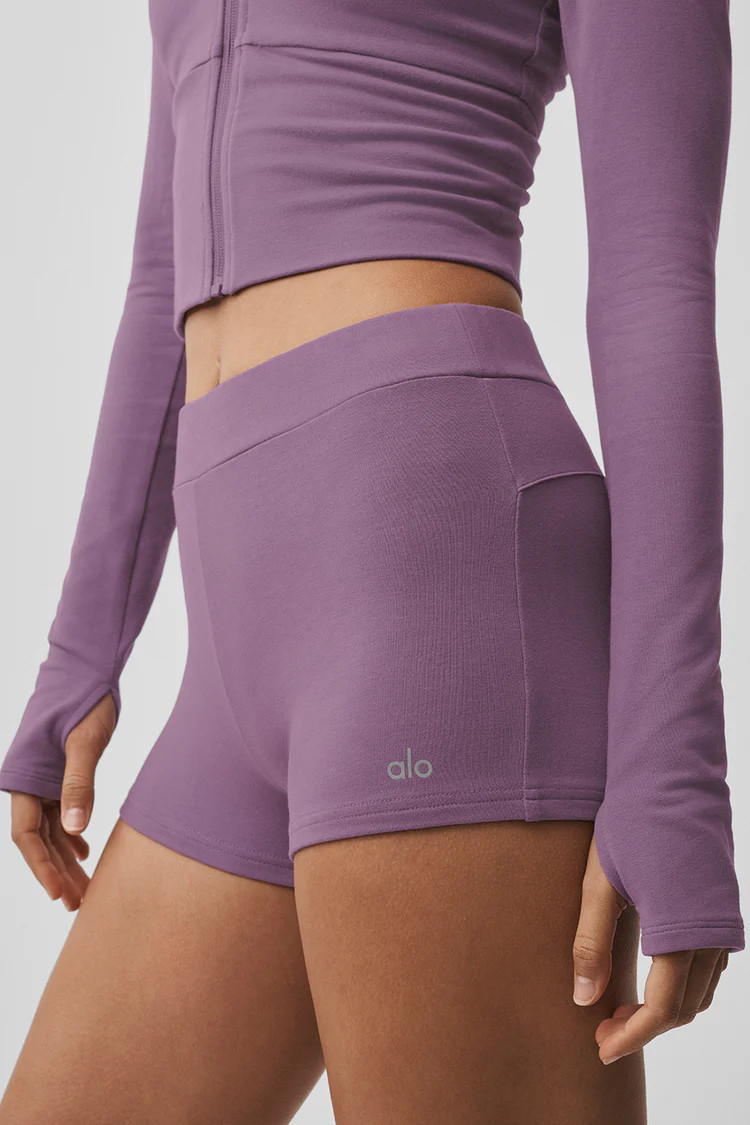 Sway My Way Micro Short - Plum Kiss | Alo Yoga