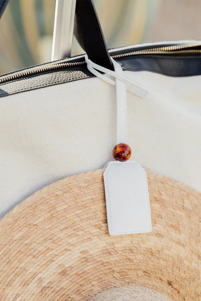 The Bauble | Lindsay Albanese