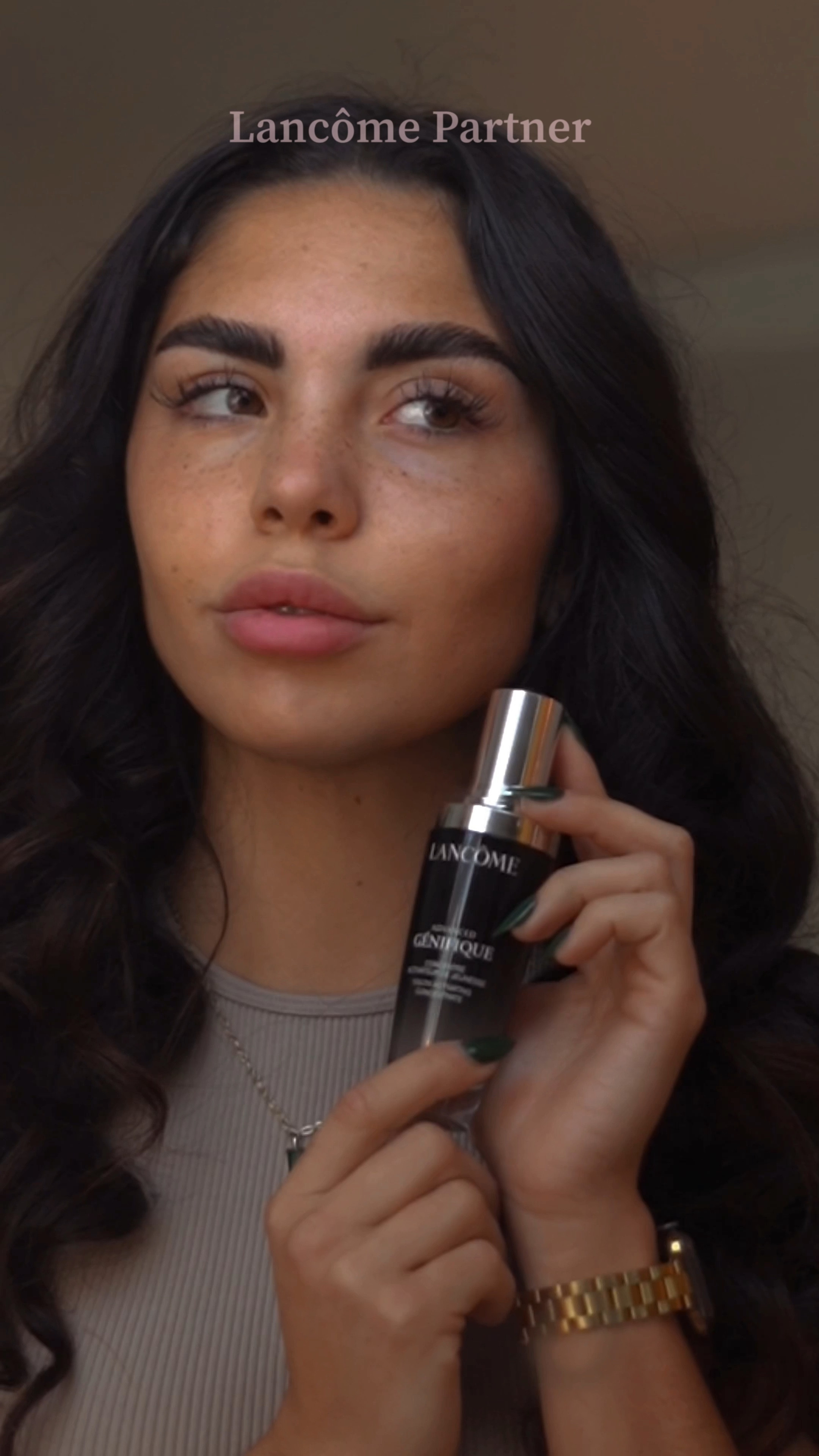 I love using the Advanced Lancôme Génifique Serum in my morning and night routine. #ad It's the ultimate serum for strengthening my skin's moisture barrier for visibly younger and healthier skin, for all skin types and ages. A strong moisture barrier keeps the good stuff in and the bad stuff out. Using this serum improves my skins elasticity, skin tone, and restore luminosity.
#LancomePartner, #Genifique, #SuperSerum

#LTKfindsunder100 #LTKVideo #LTKbeauty