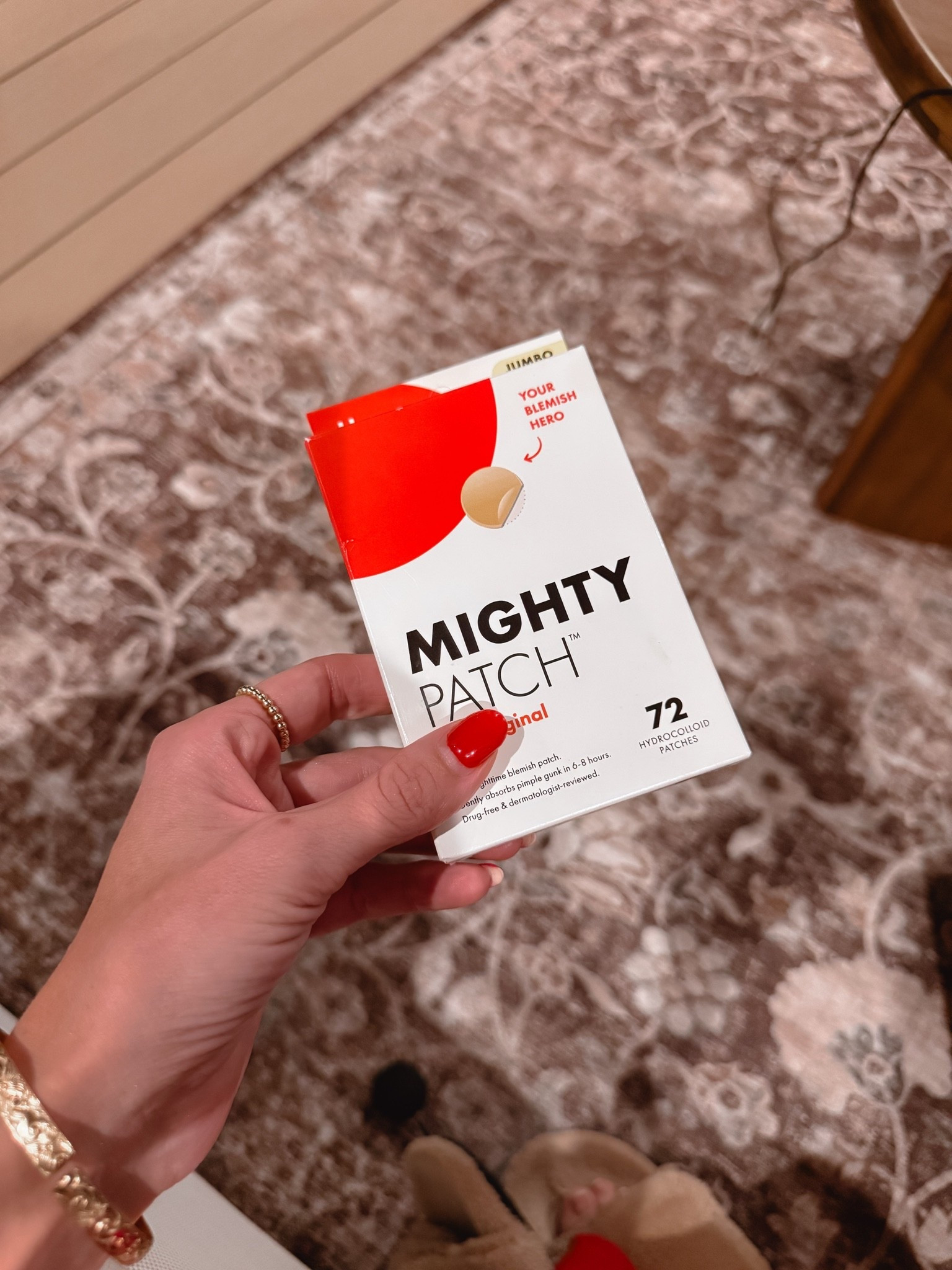 The best $9 I’ve ever spent! Absorbs pimple gunk in 6-8 hours while you sleep!! 


 @target #ad

#LTKselfcare #LTKBeauty