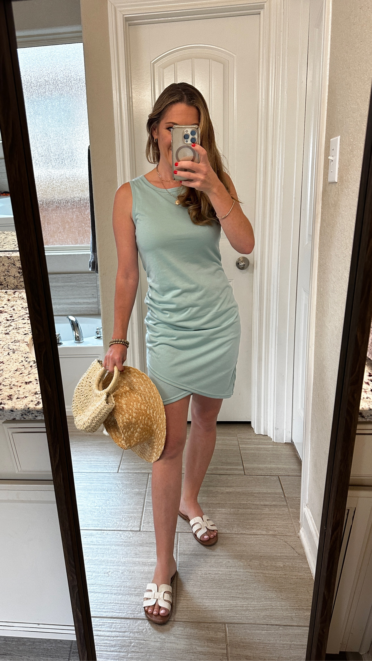 ☀️Summer dress! 

Wearing size small
And it’s not too tight plus it’s lined! 

Spring outfit, summer outfit, spring dress, summer dress, mom outfit, beachwear, resort outfit, fedora hat



#LTKSaleAlert #LTKU #LTKTravel