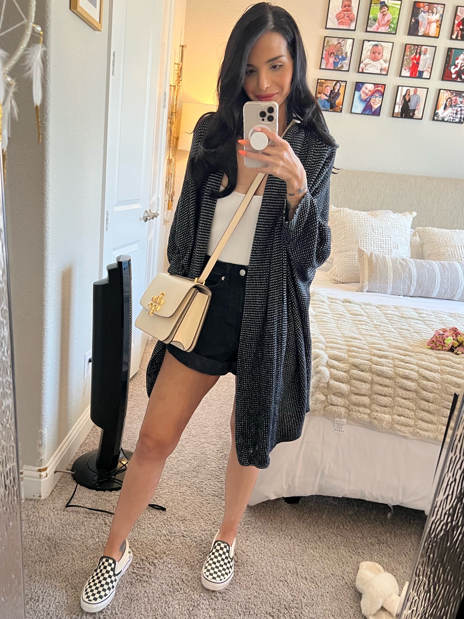 Casual errand outfit when it’s fall but temperature is still high! #comfy #ltku #ltkfit #ltkstyletip 

#LTKstyletip #LTKfit #LTKSeasonal