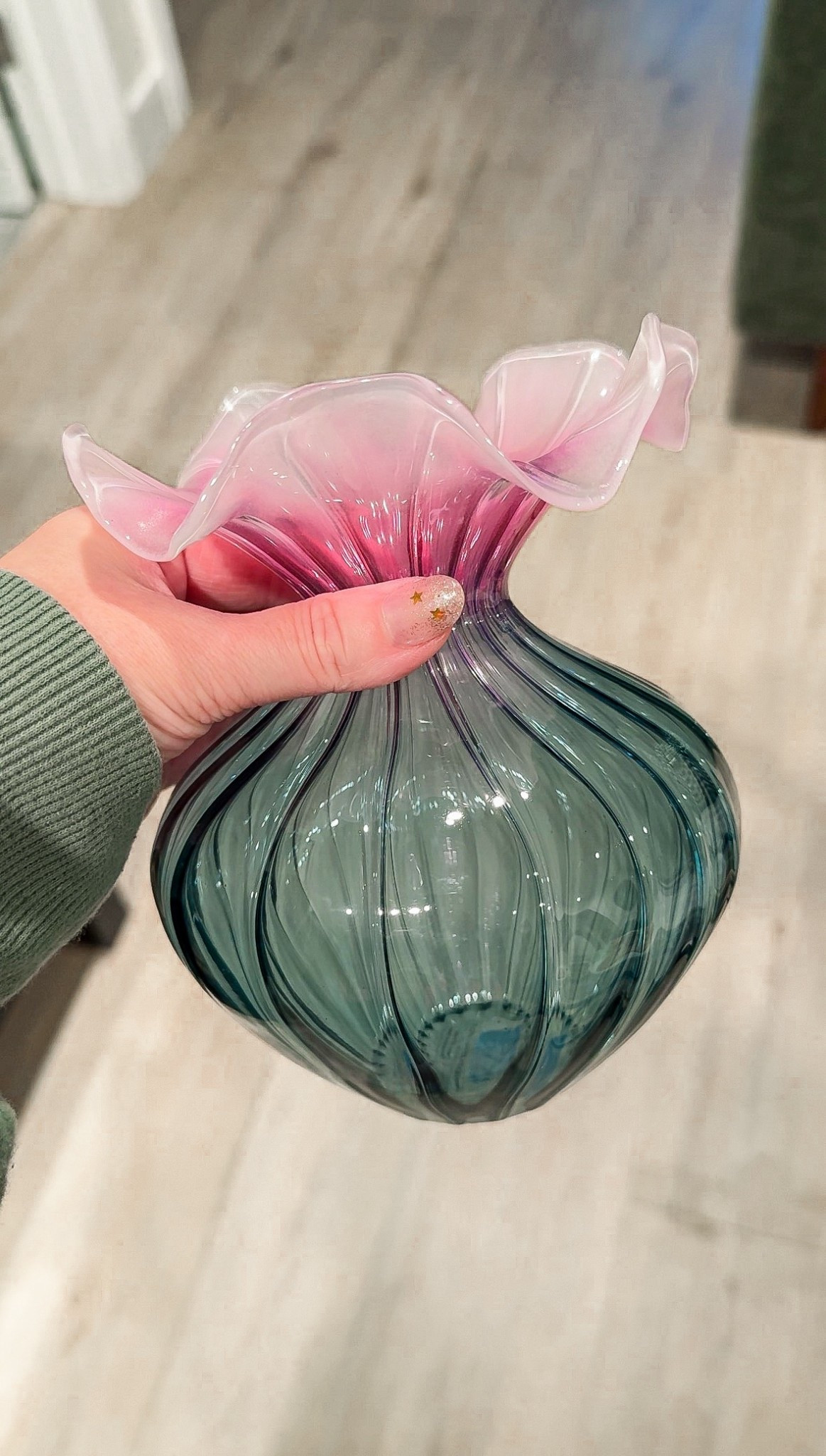 The prettiest vase from Anthropologie! 
This is stunning in person, it also comes in different sizes and color combos. 

Home decor, home finds, spring decor, spring refresh, Anthropologie 

#LTKFindsUnder50 #LTKOver40 #LTKHome
