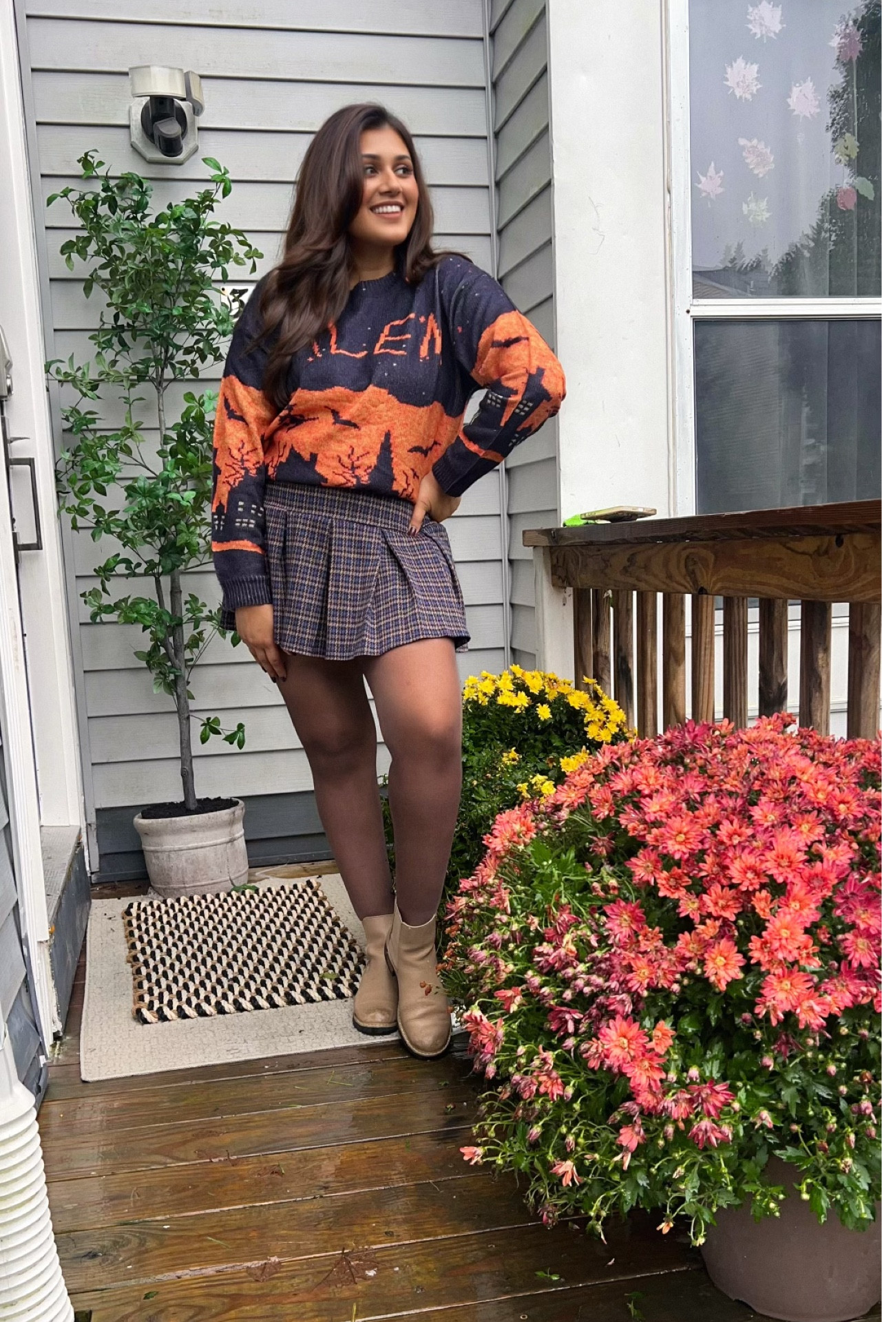 How perfect is this sweater for fall/halloween 😍 Great for a trip to Salem too!
I recommend sizing up for a more oversized fit! 
Wearing a size medium in the skirt! 

#LTKFallSale #LTKHalloween #LTKStyleTip