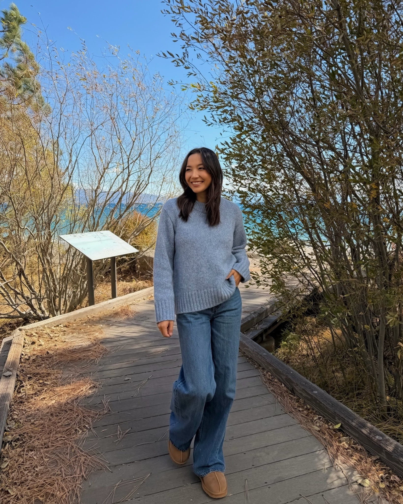 Fall outfit with a pop of blue 

Love this new alpaca sweater for a chunky oversized sweater - wearing xs 
Abercrombie jeans - sized down on sale!
Quince Ugg

#LTKootd