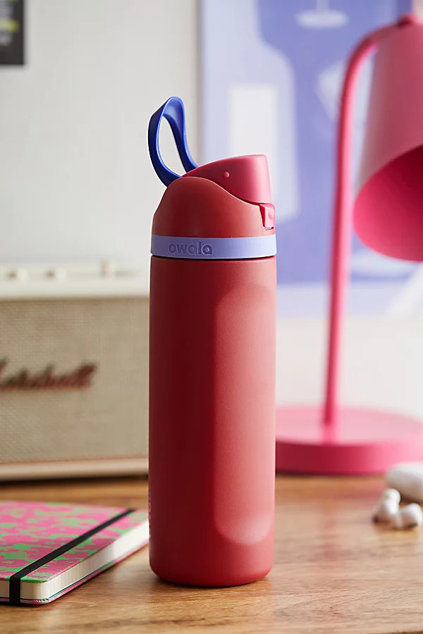 Owala FreeSip 24 oz Water Bottle | Urban Outfitters (US and RoW)