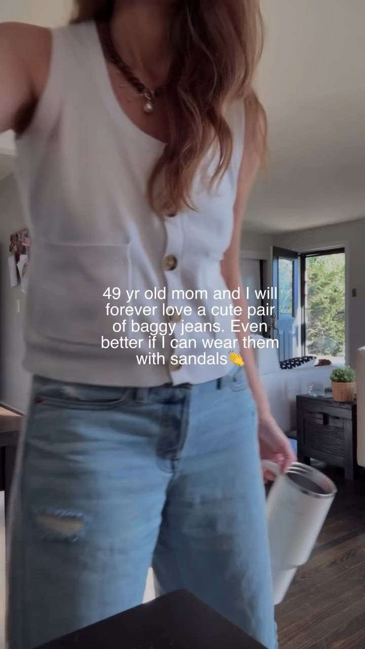 Baggy jeans 🤝me

Would you believe these are Target? And this adorable top is only $20 from Amazon. I love the fit!!

Wearing a 4 in the jeans.
5’8” 130lbs


Follow @lilliesandlashes and comment SHOP for a link
(Must be following or you may not receive due to settings)

#LTKgrwm #LTKmomlife