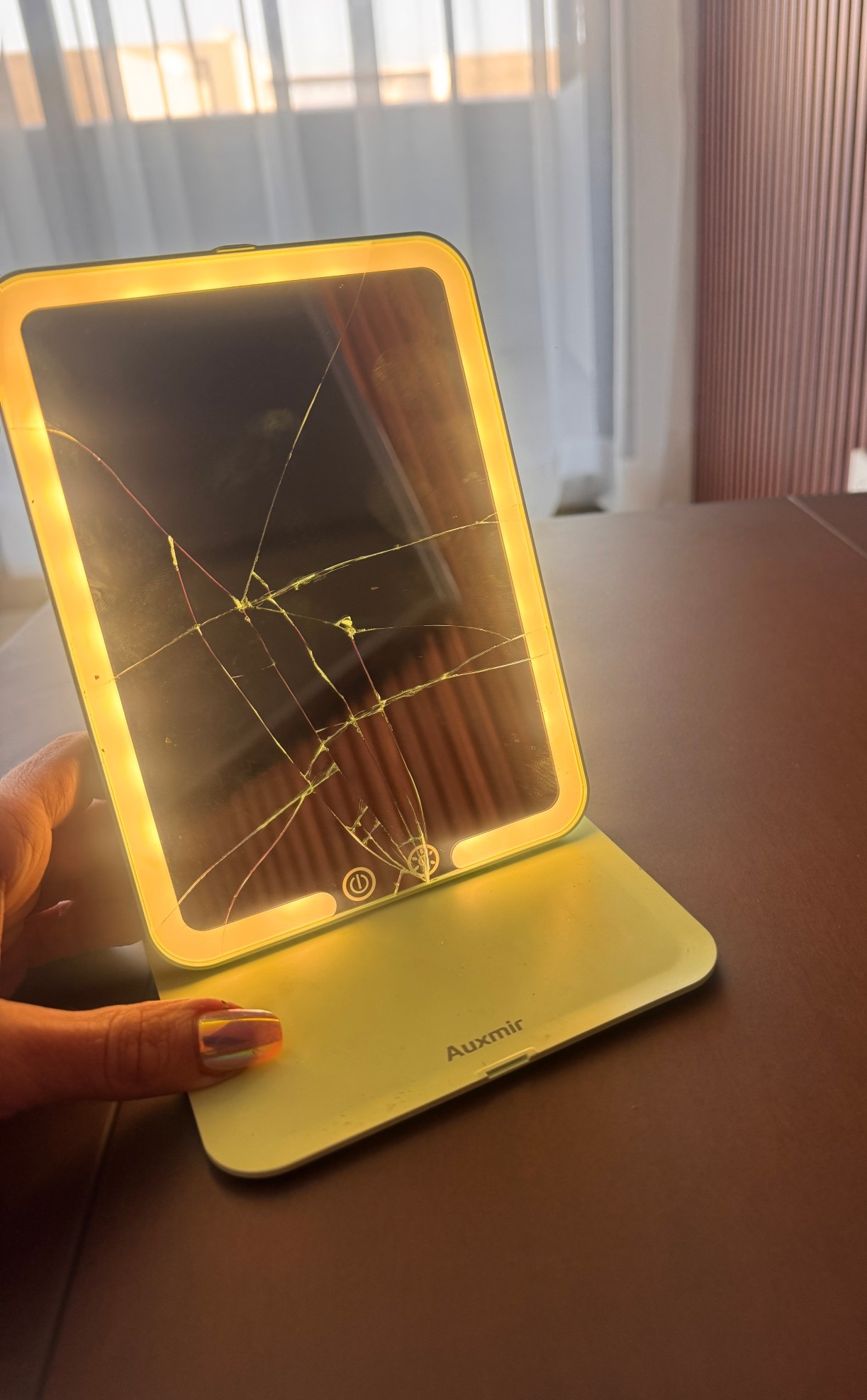 Broke my travel mirror and am instantly reordering because it’s my go-to travel essential!! Under $10 and such a good makeup jacket, travel or not! 

- makeup hack 
- makeup looks 
- travel hacks
- what I wore 
- GRWM 


#LTKgrwm #LTKdayinmylife