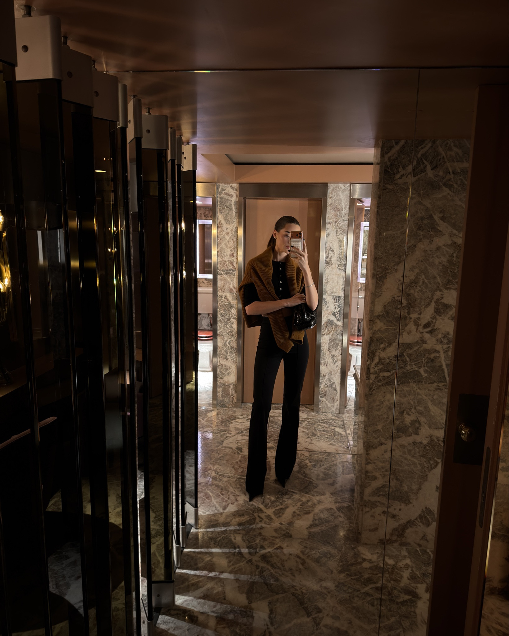 Black and orange ootn, wardrobe nyc, Rosie hw, black trousers

#LTKSeasonal #LTKHoliday